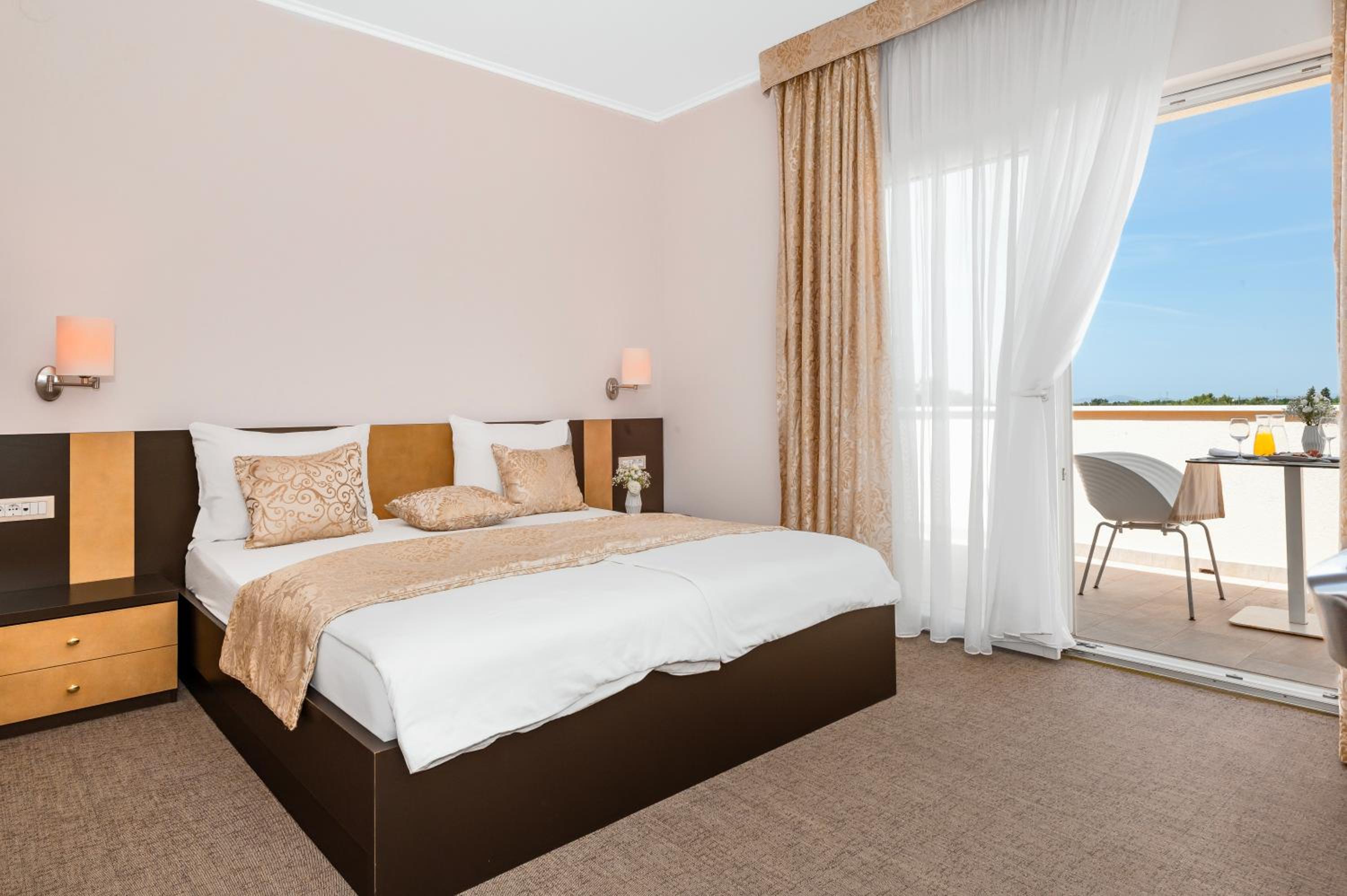 Double Room photo 2