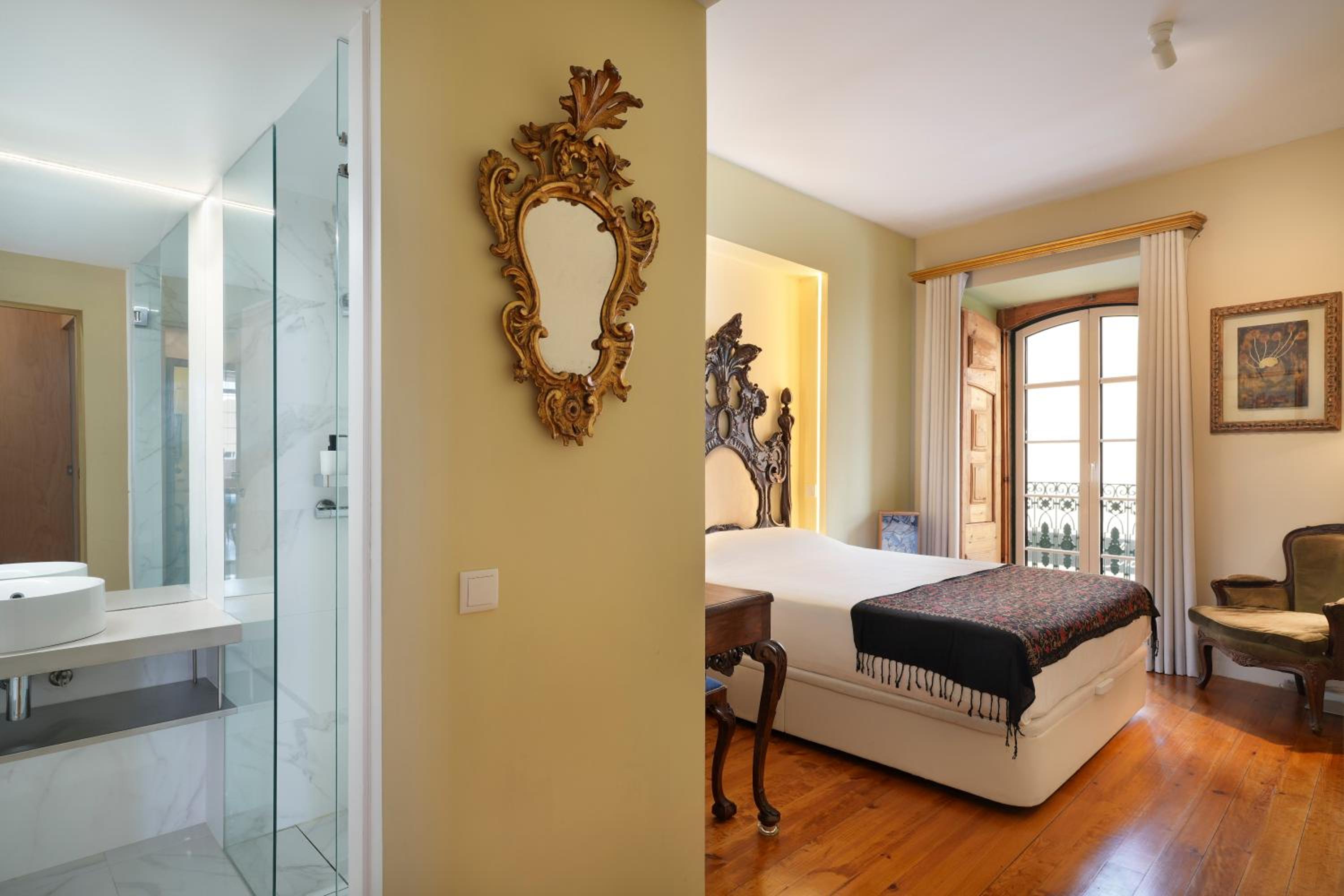 Large Double Room photo 3