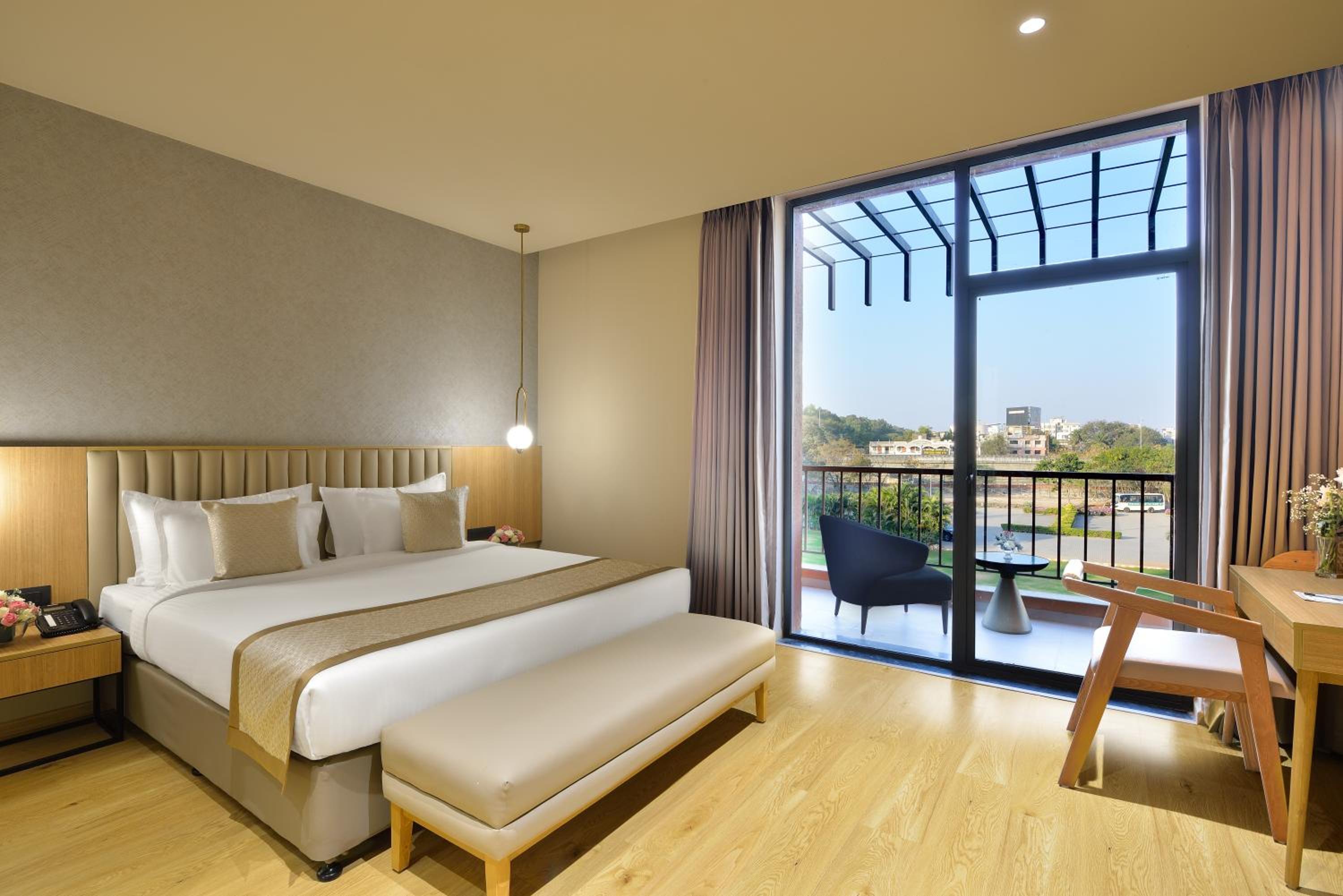 Superior City View, Balcony - 10% Discount on Food & Soft Beverages