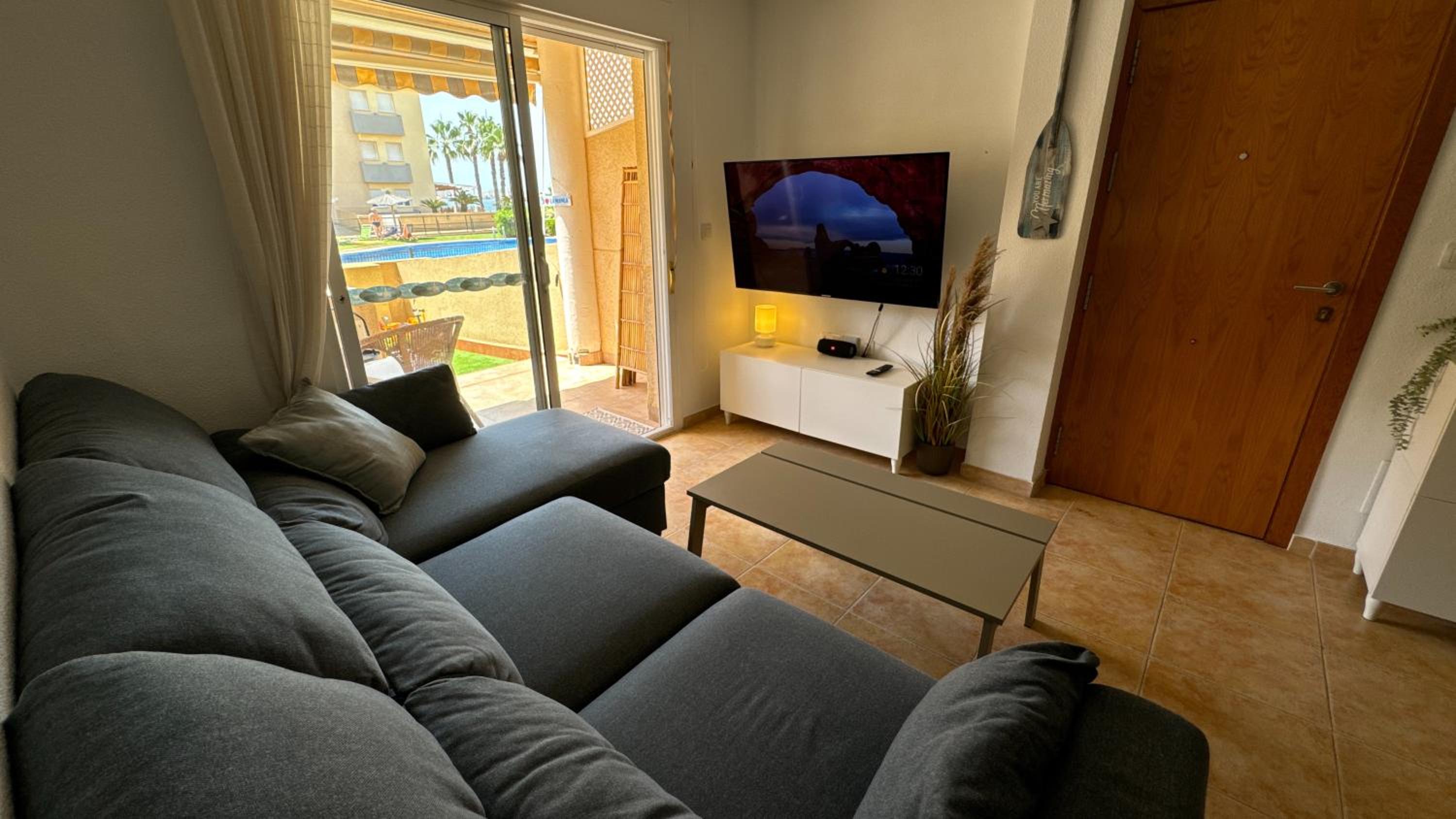 Two-Bedroom Apartment With Terrace And Sea View photo 3