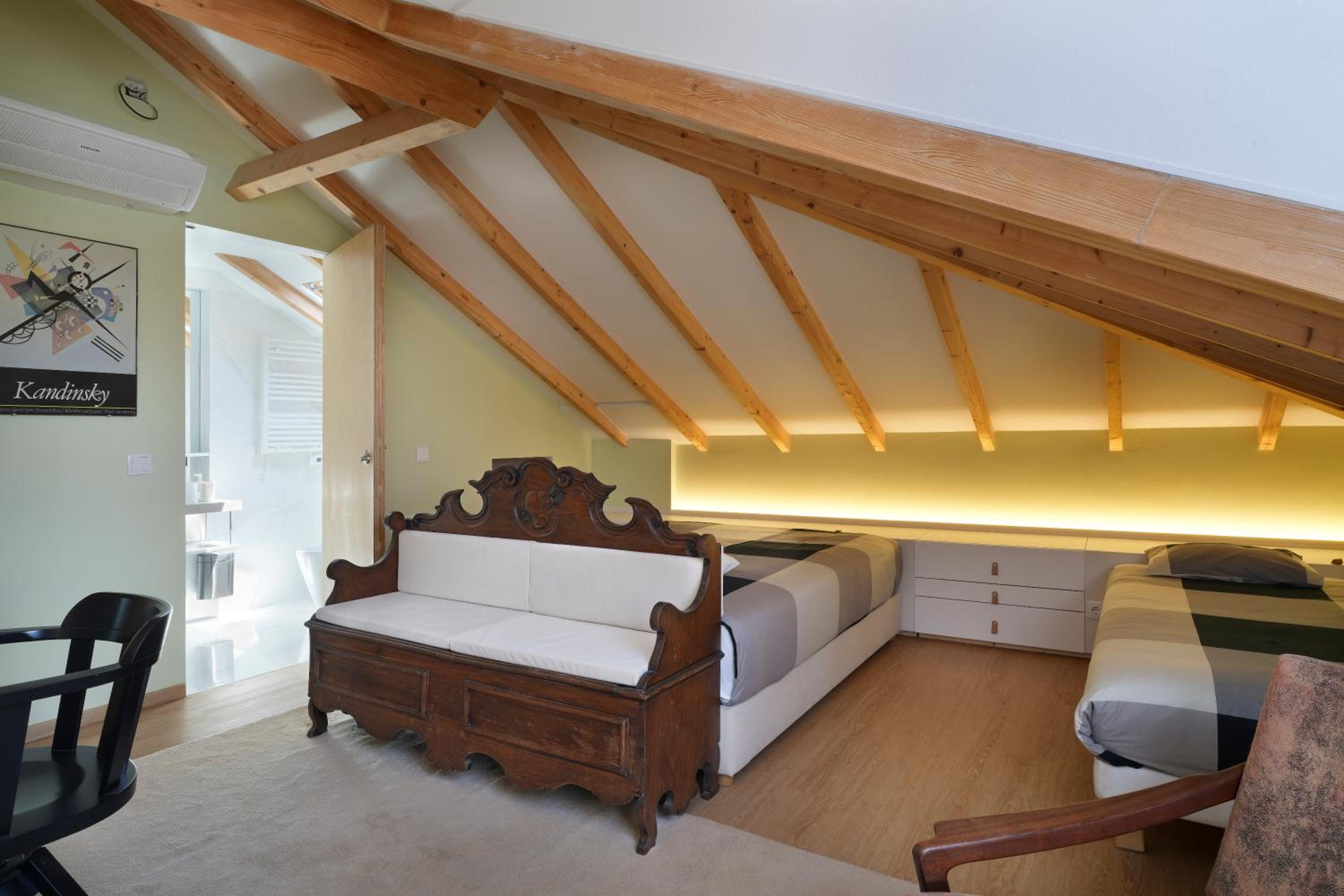 Deluxe Triple Room