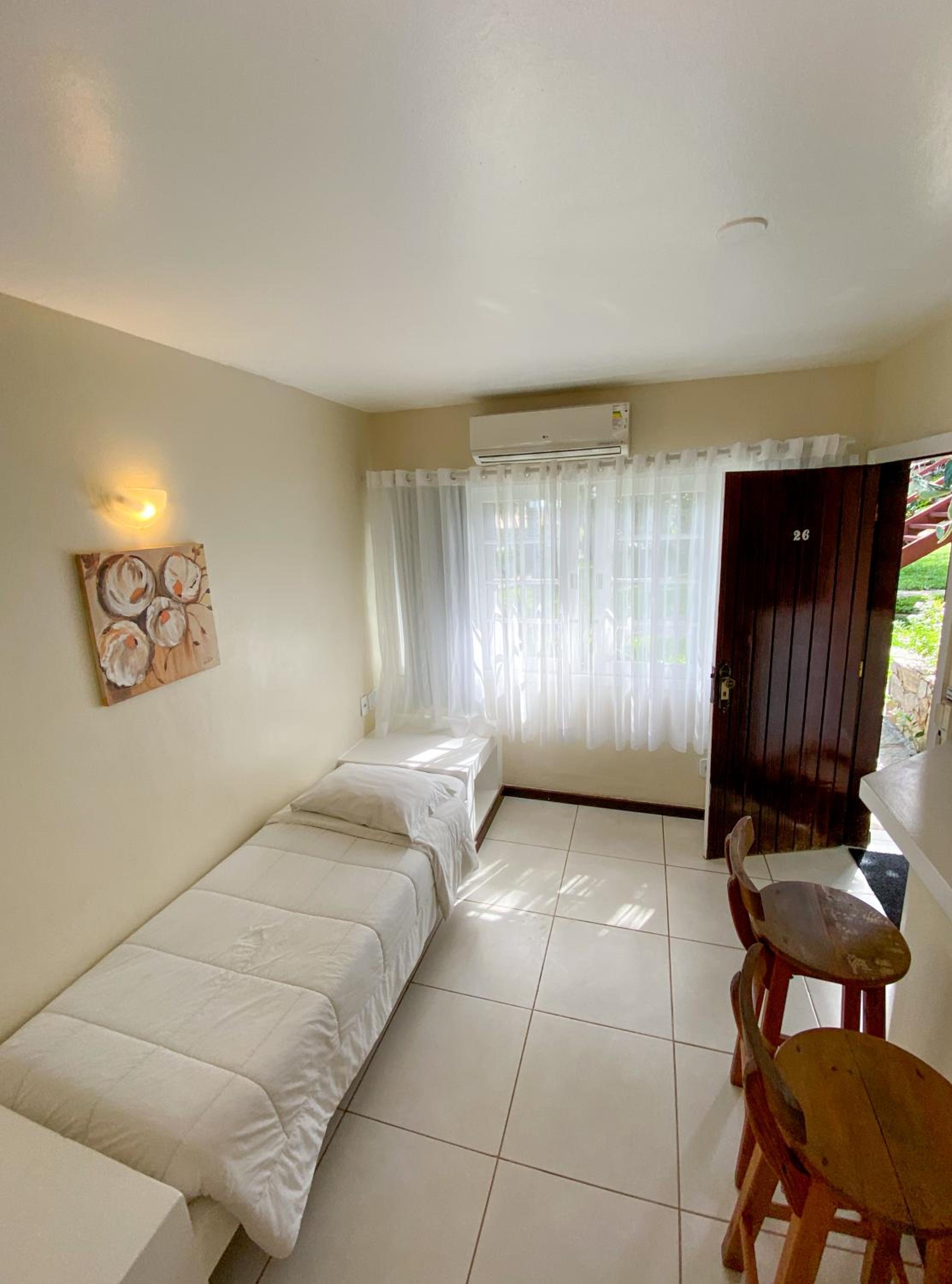 Standard Triple Room - Photo 2
