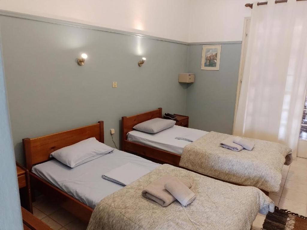 Economy Double Room photo 3