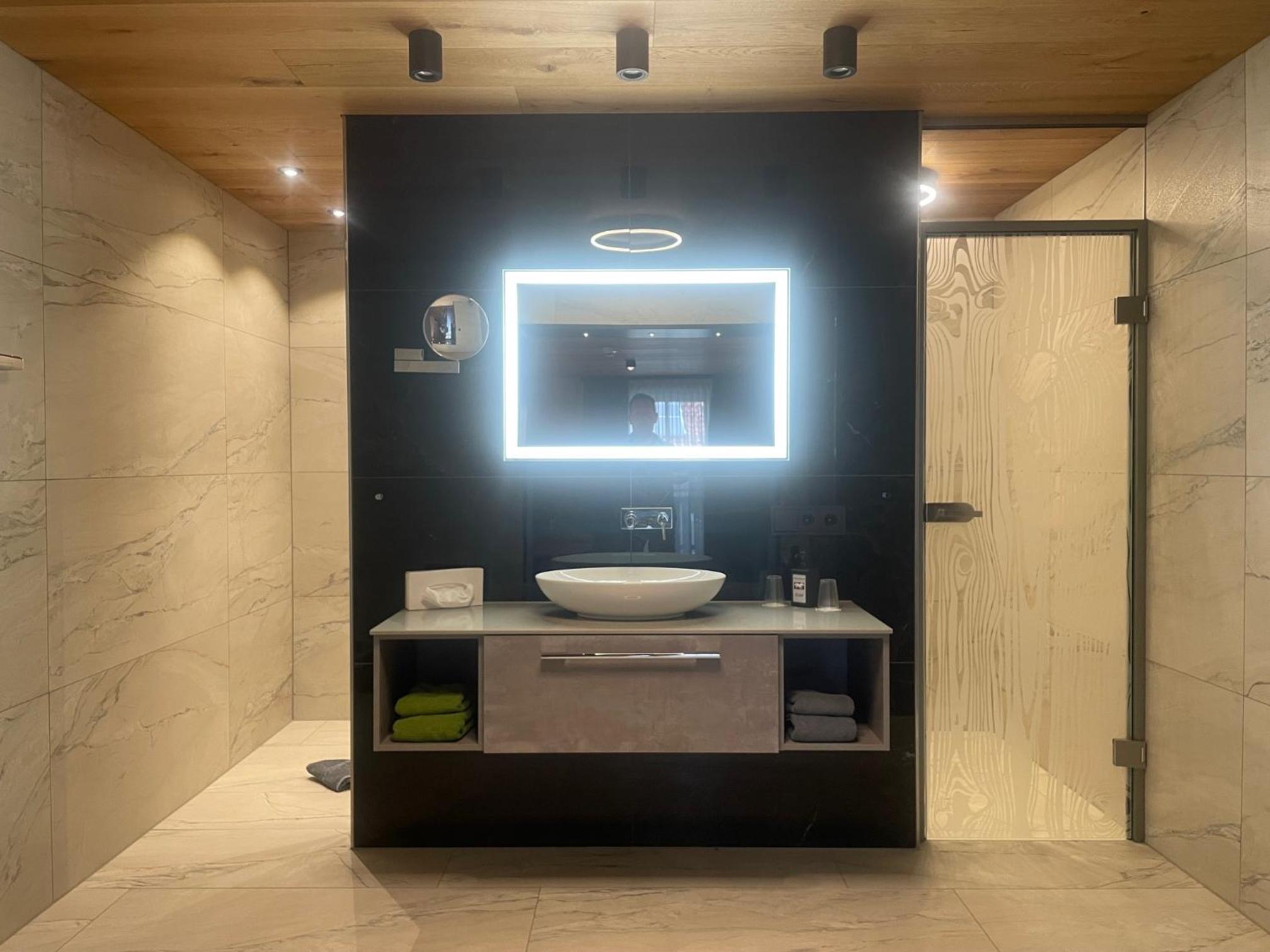 Junior Suite - Photo 10