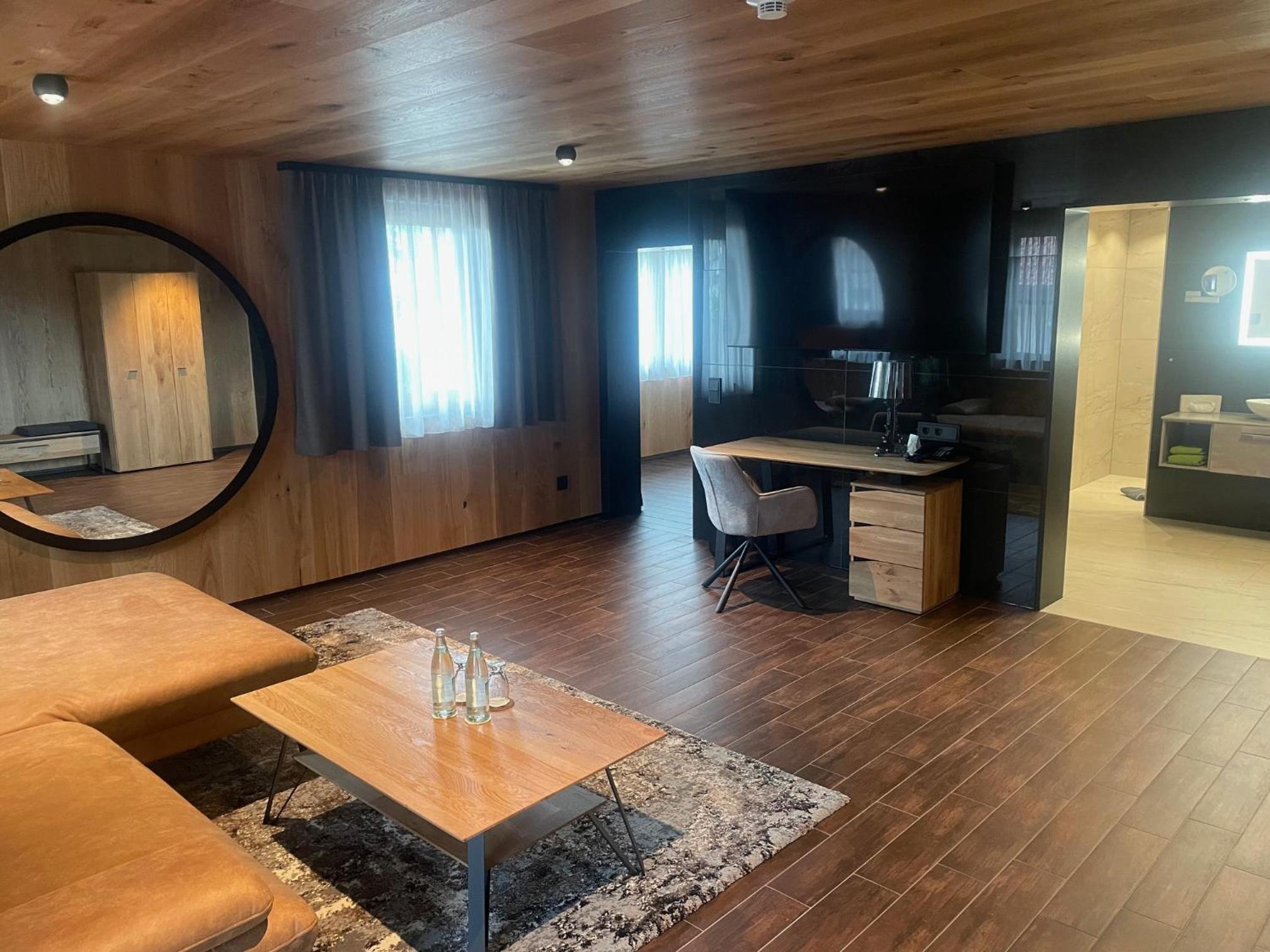 Junior Suite - Photo 14