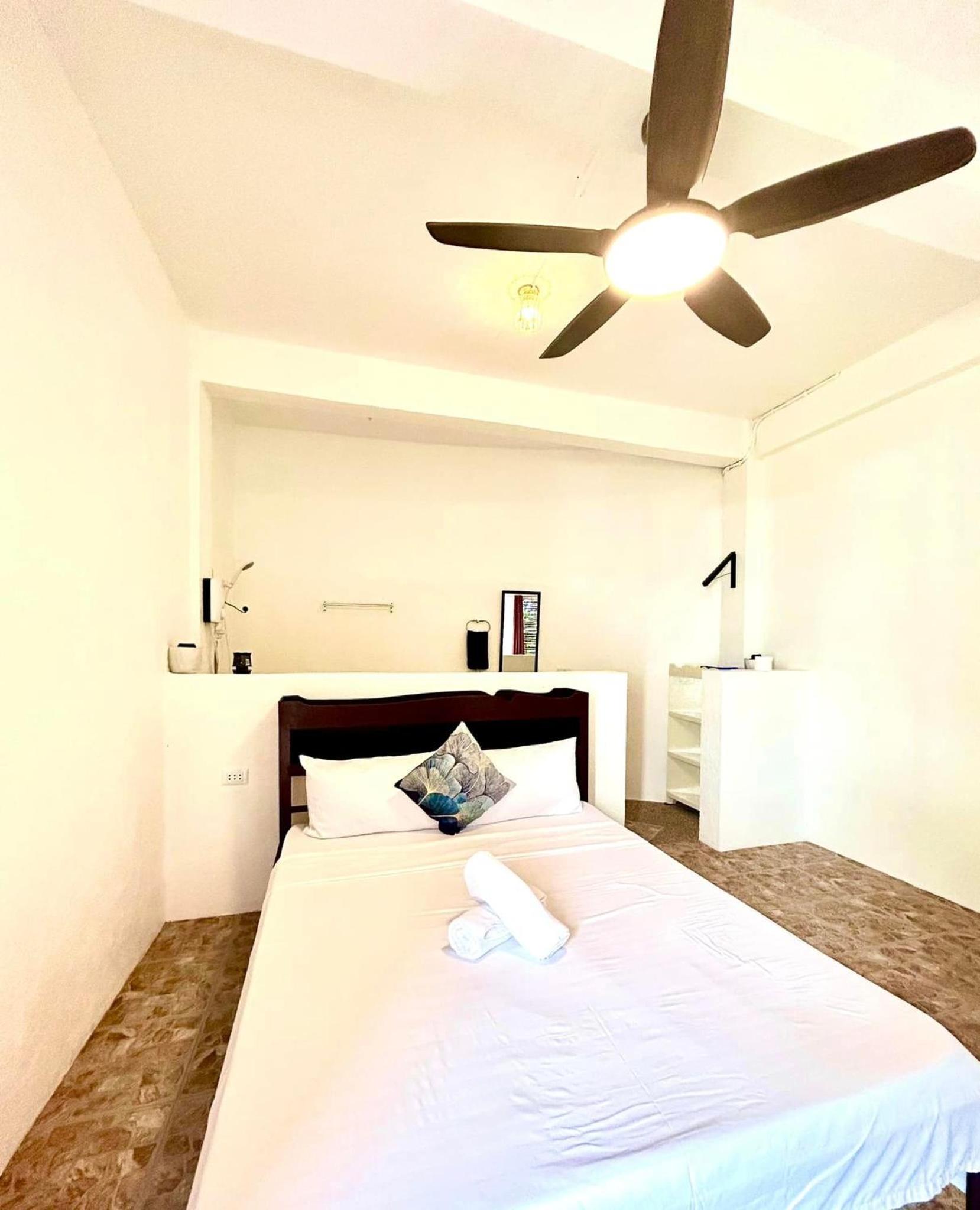 Queen Room With Sea View photo 3
