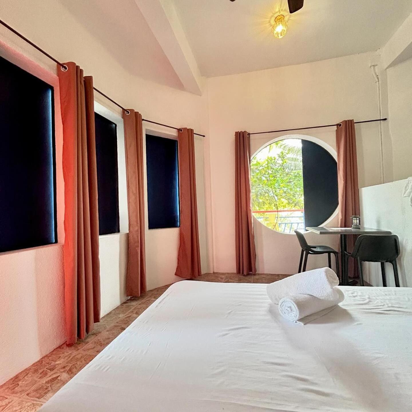 Queen Room With Sea View photo 3