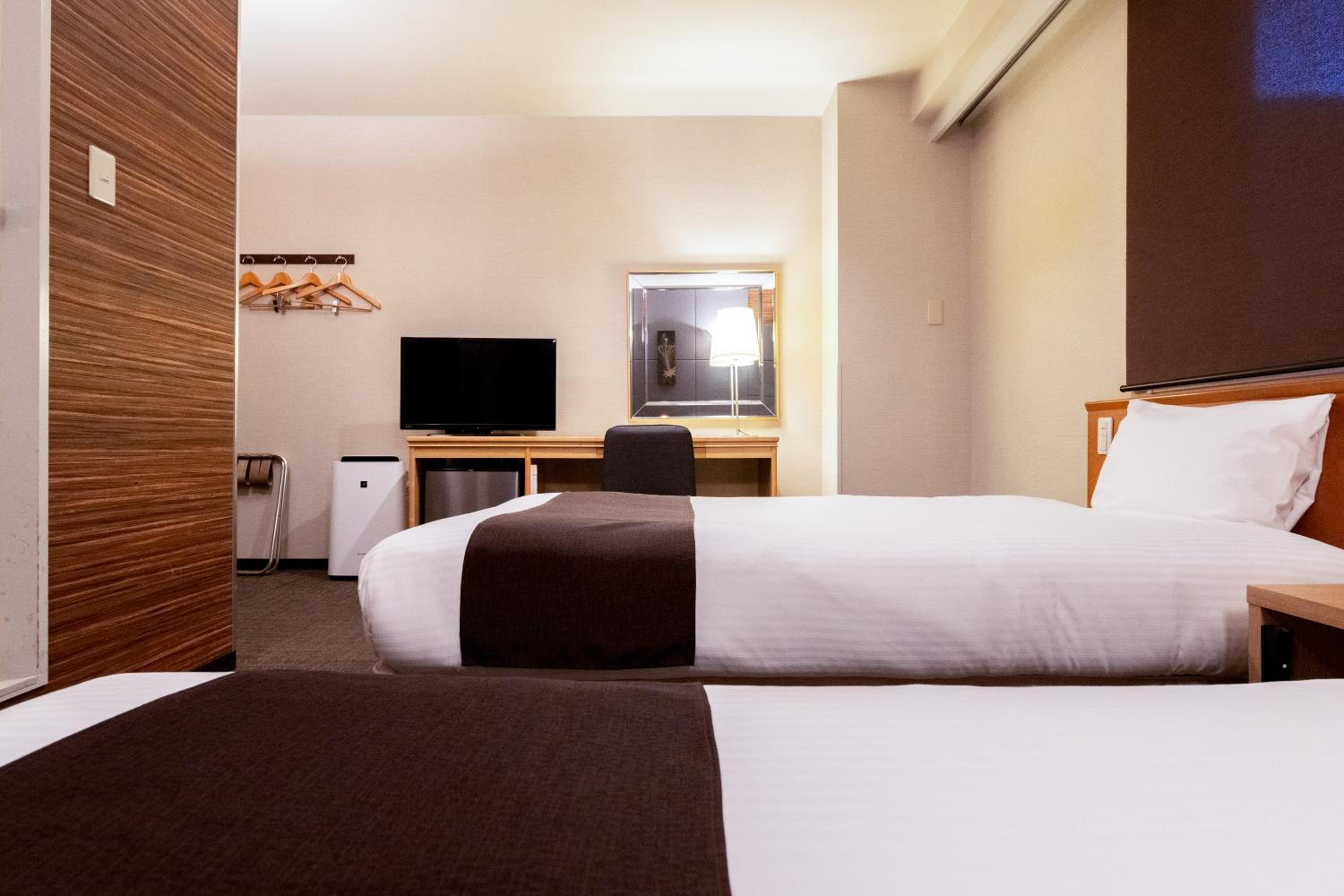 Standard Twin Room photo 2