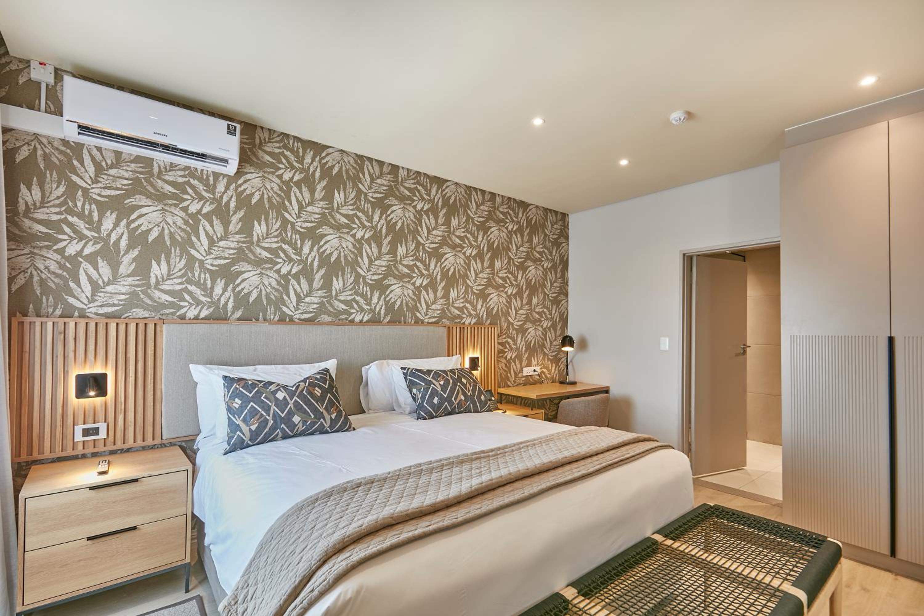 Superior Deluxe Double or Twin Room