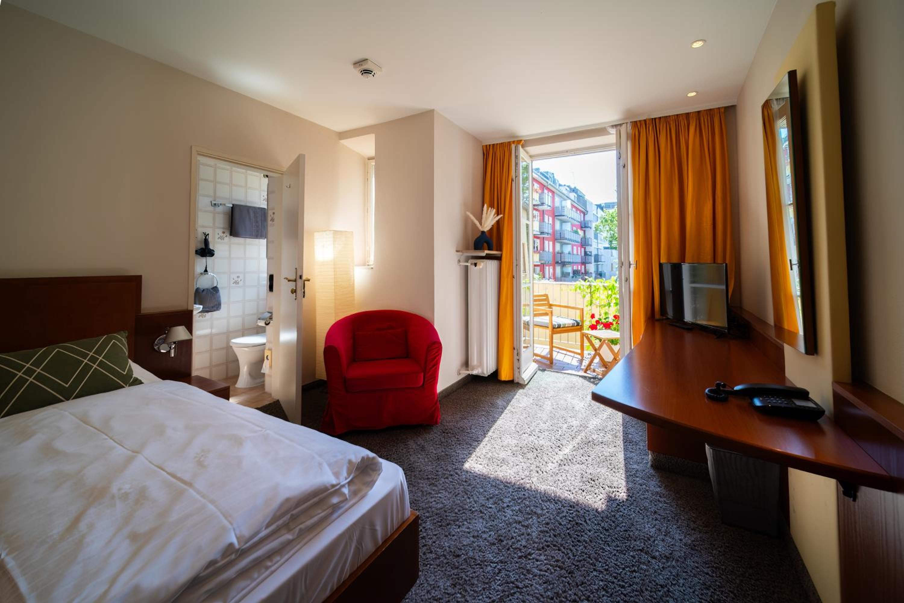 Superior Single Room