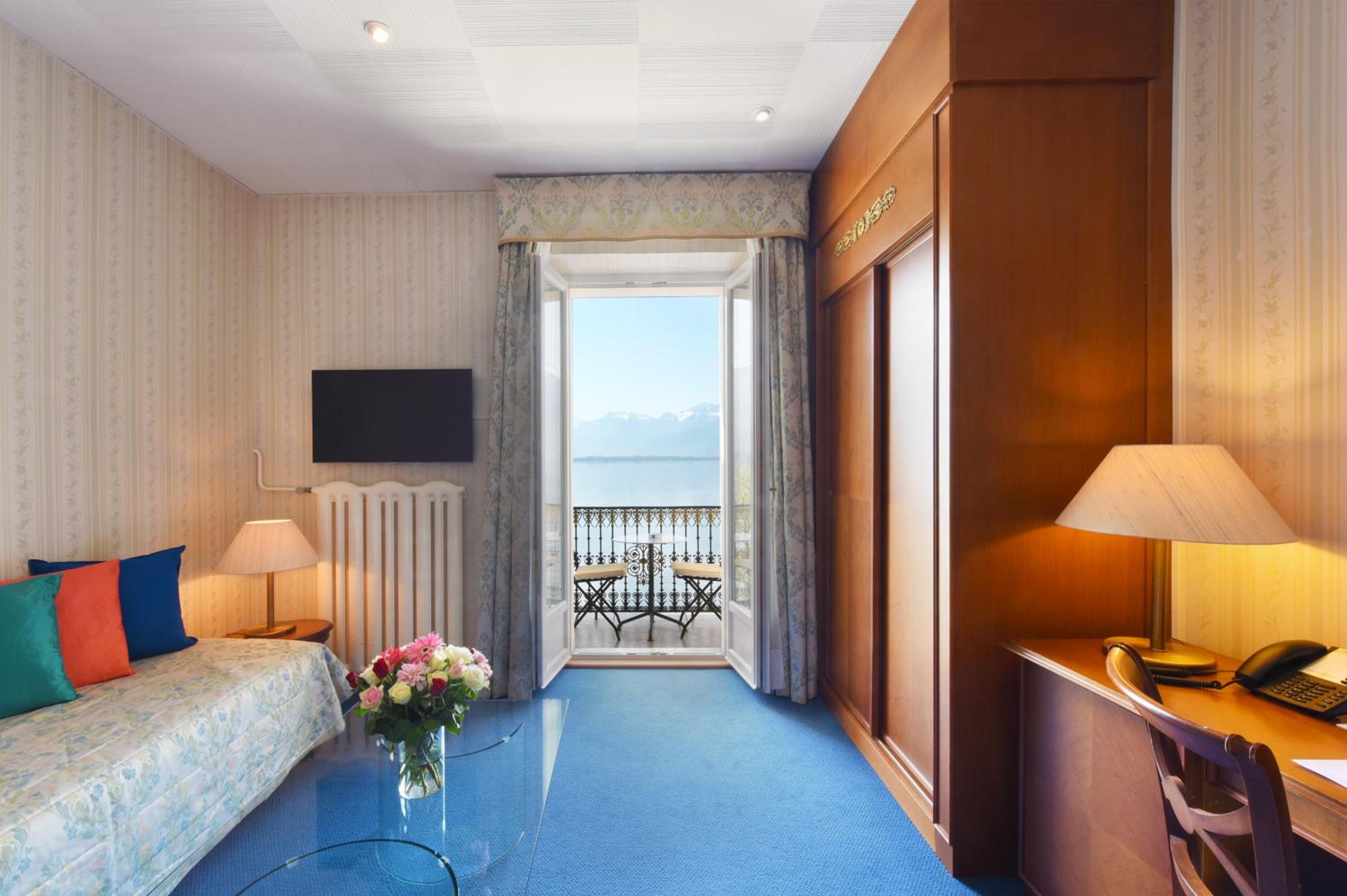 Superior Triple Room with Lake View