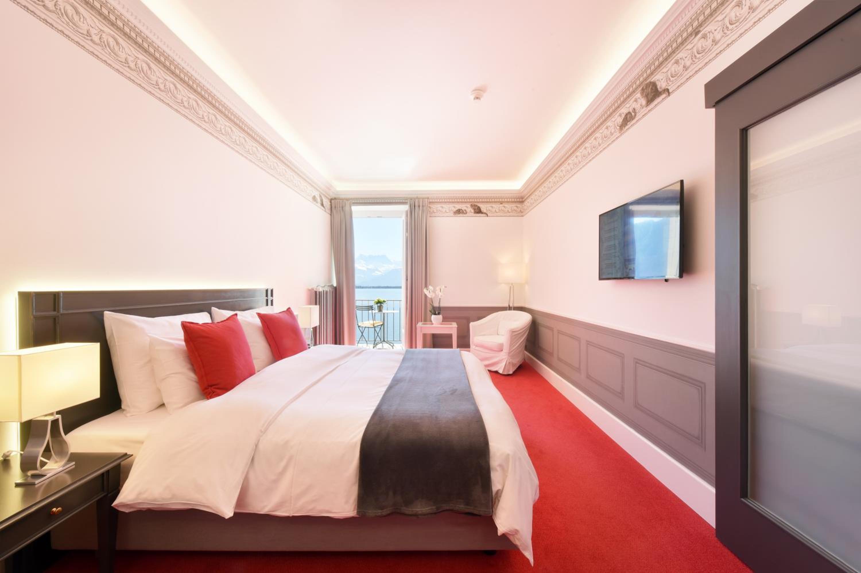 Superior Double or Twin Room with Lake View
