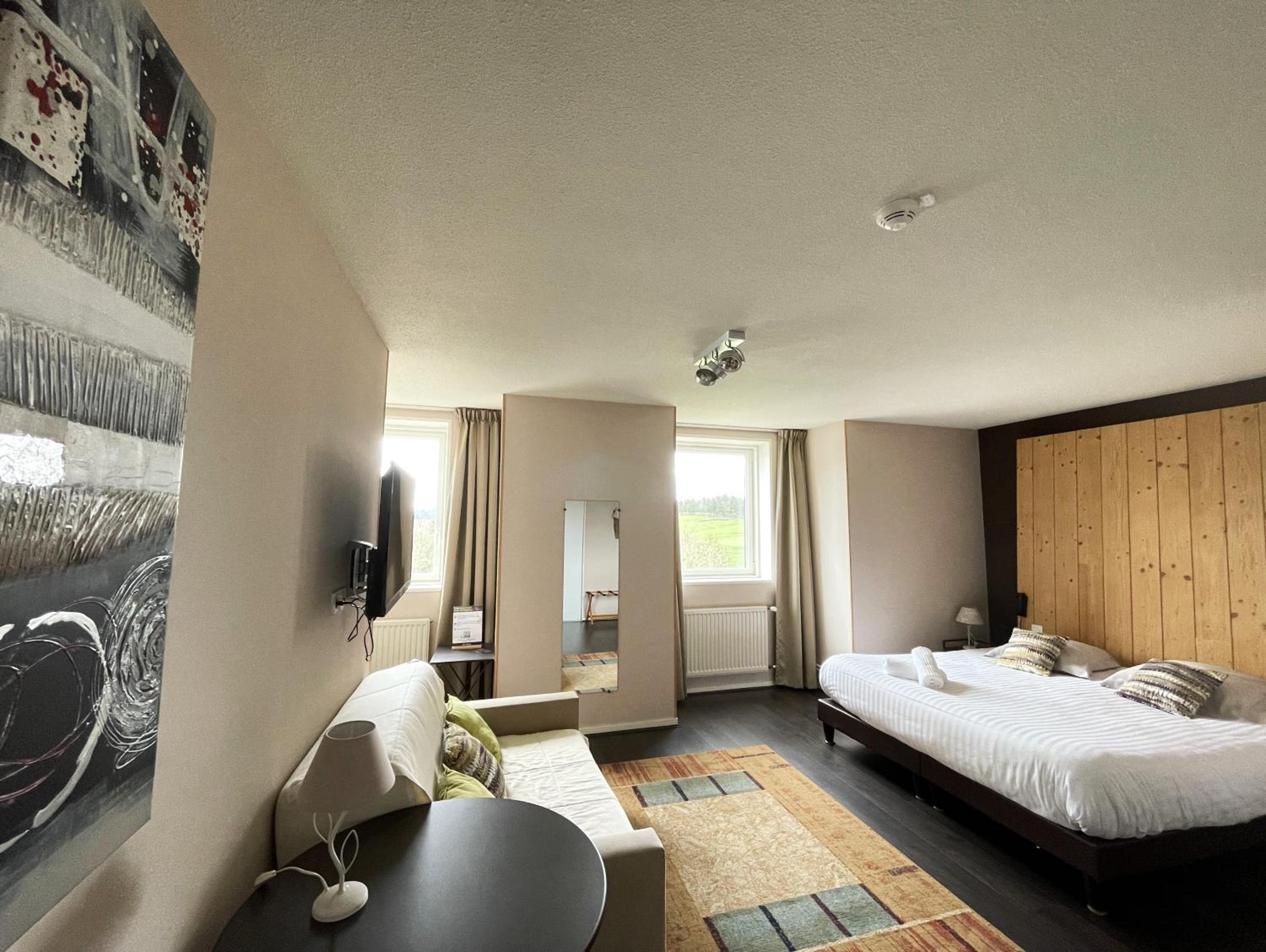 Superior Double Room - Photo 1