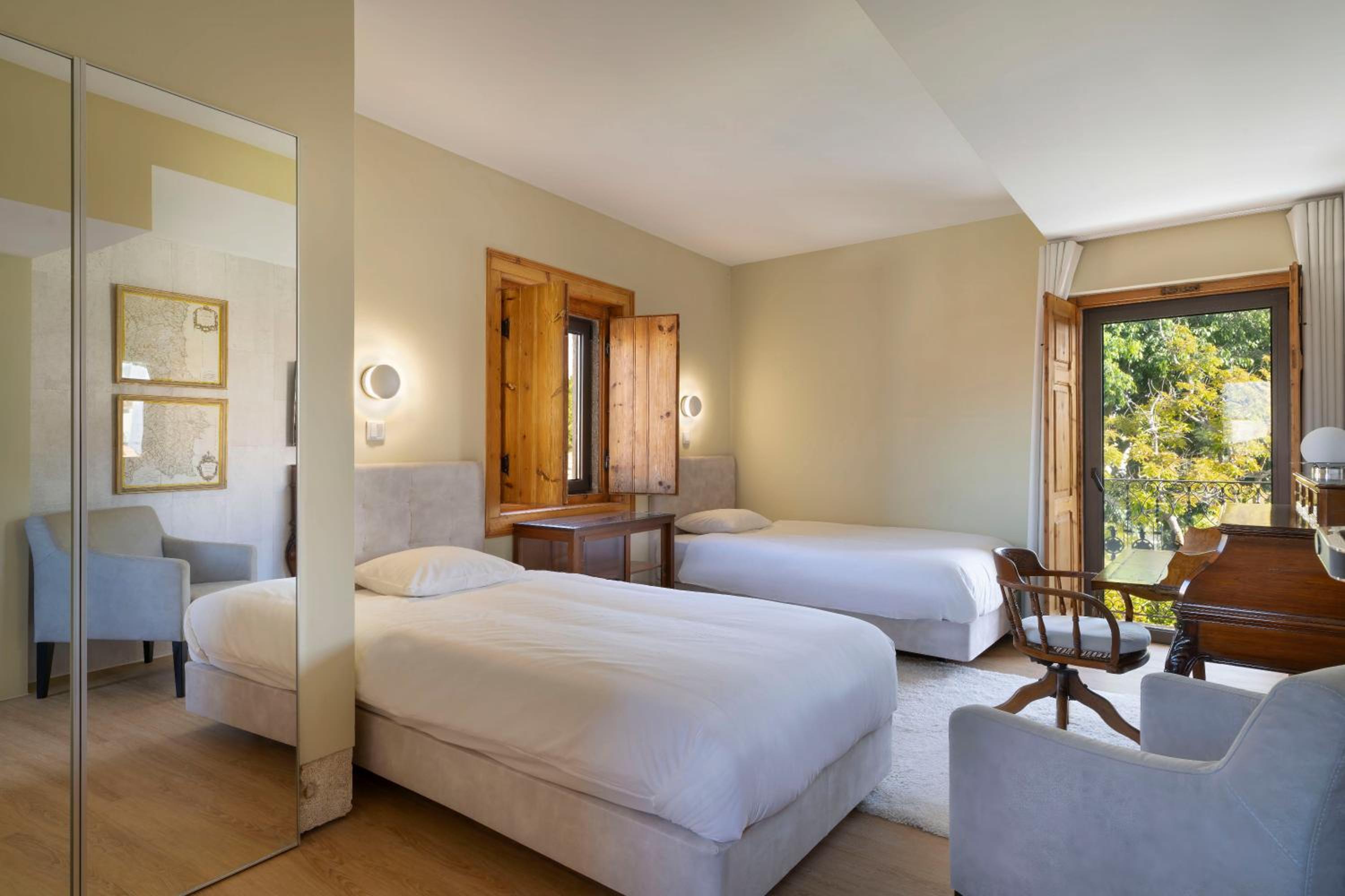 Large Twin Room