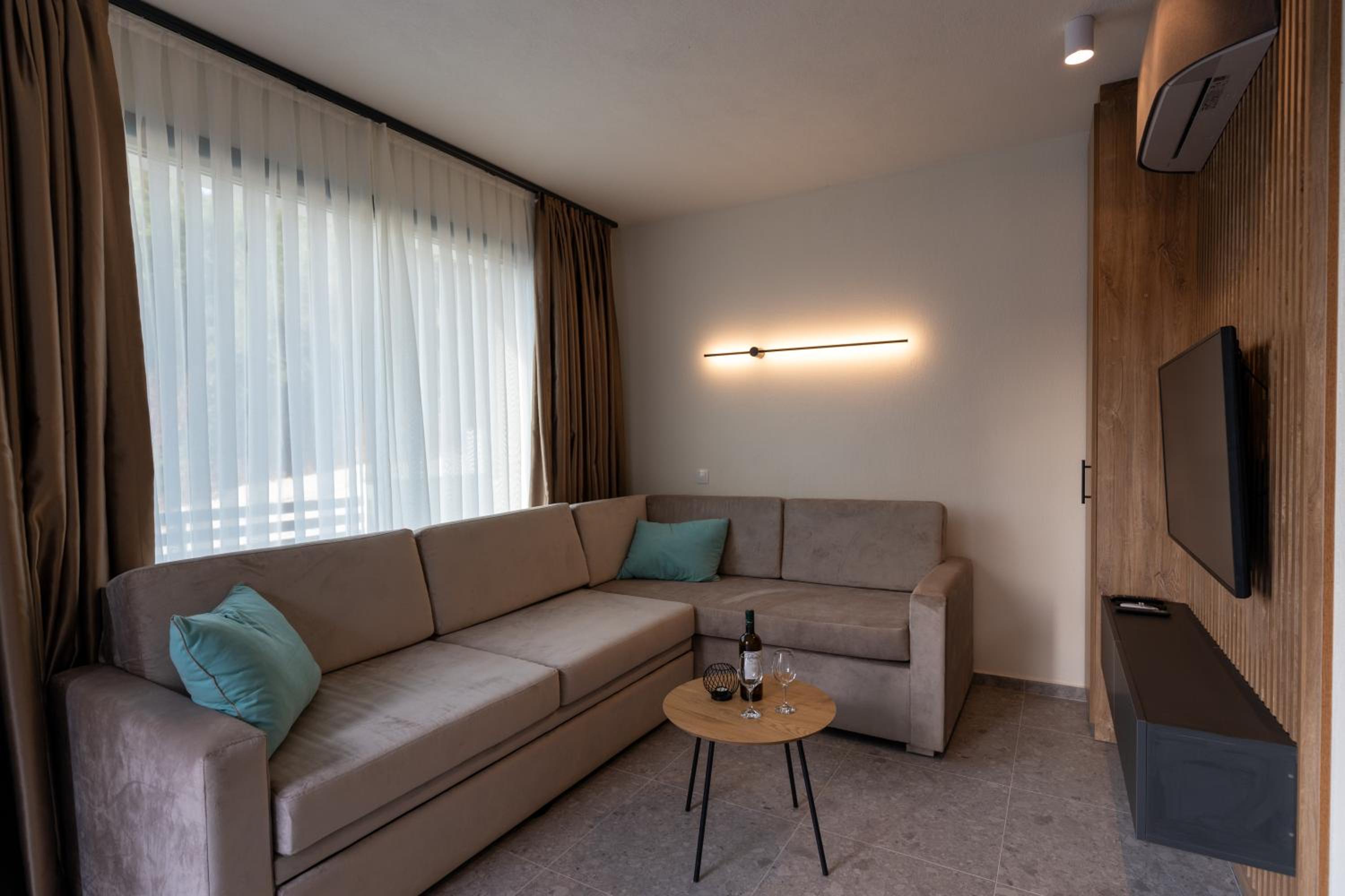 Suite with Private Pool