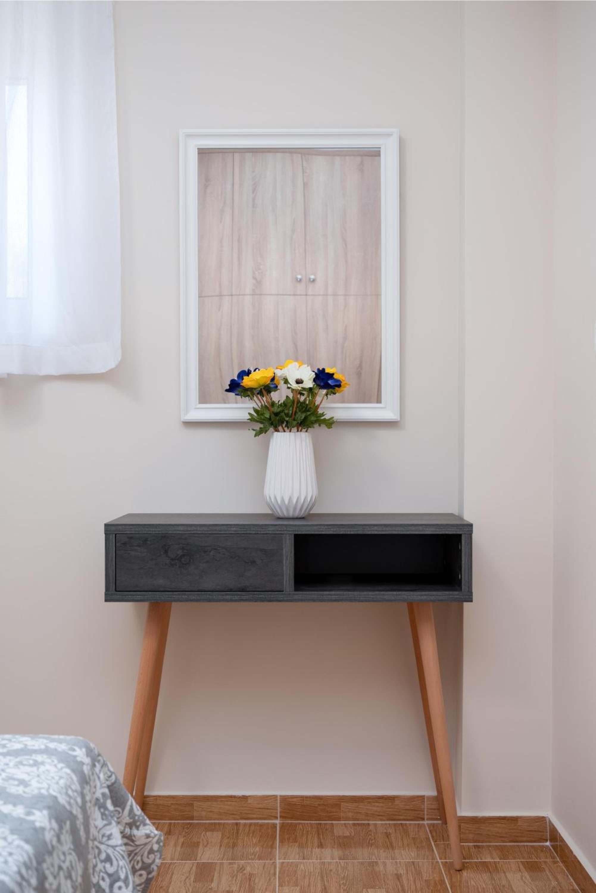 One-Bedroom Apartment with Garden View - Ground Floor