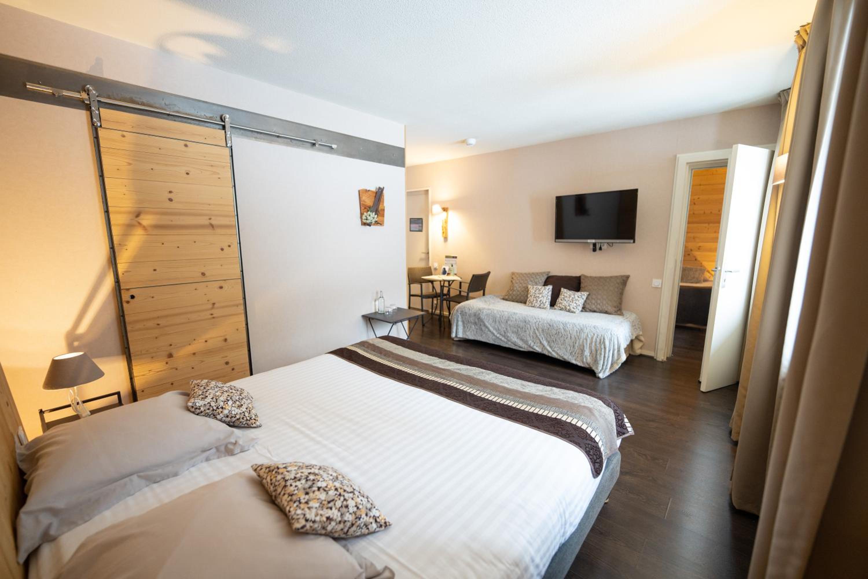Family Suite - Photo 1