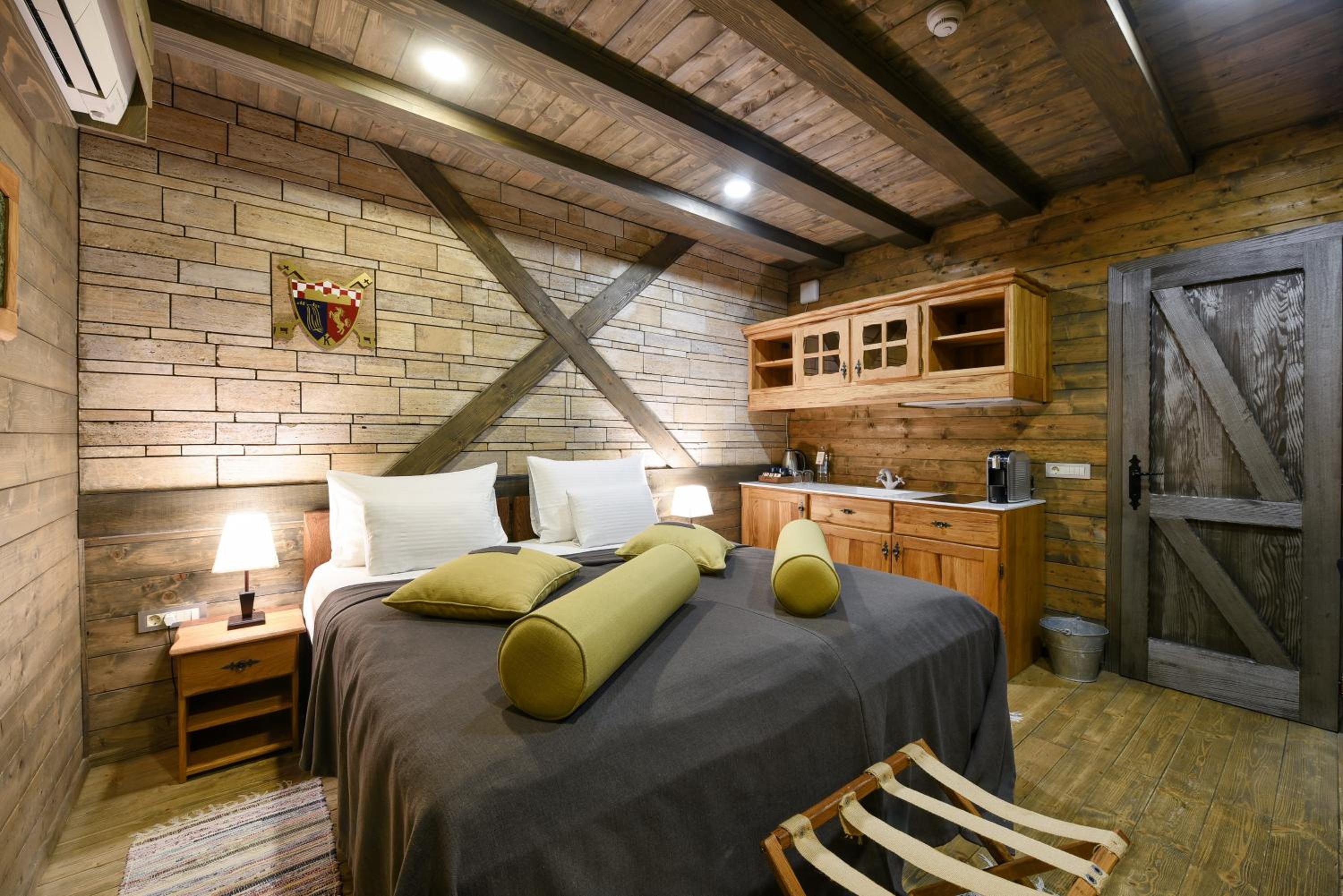 Superior Double or Twin Room with Terrace - Photo 1