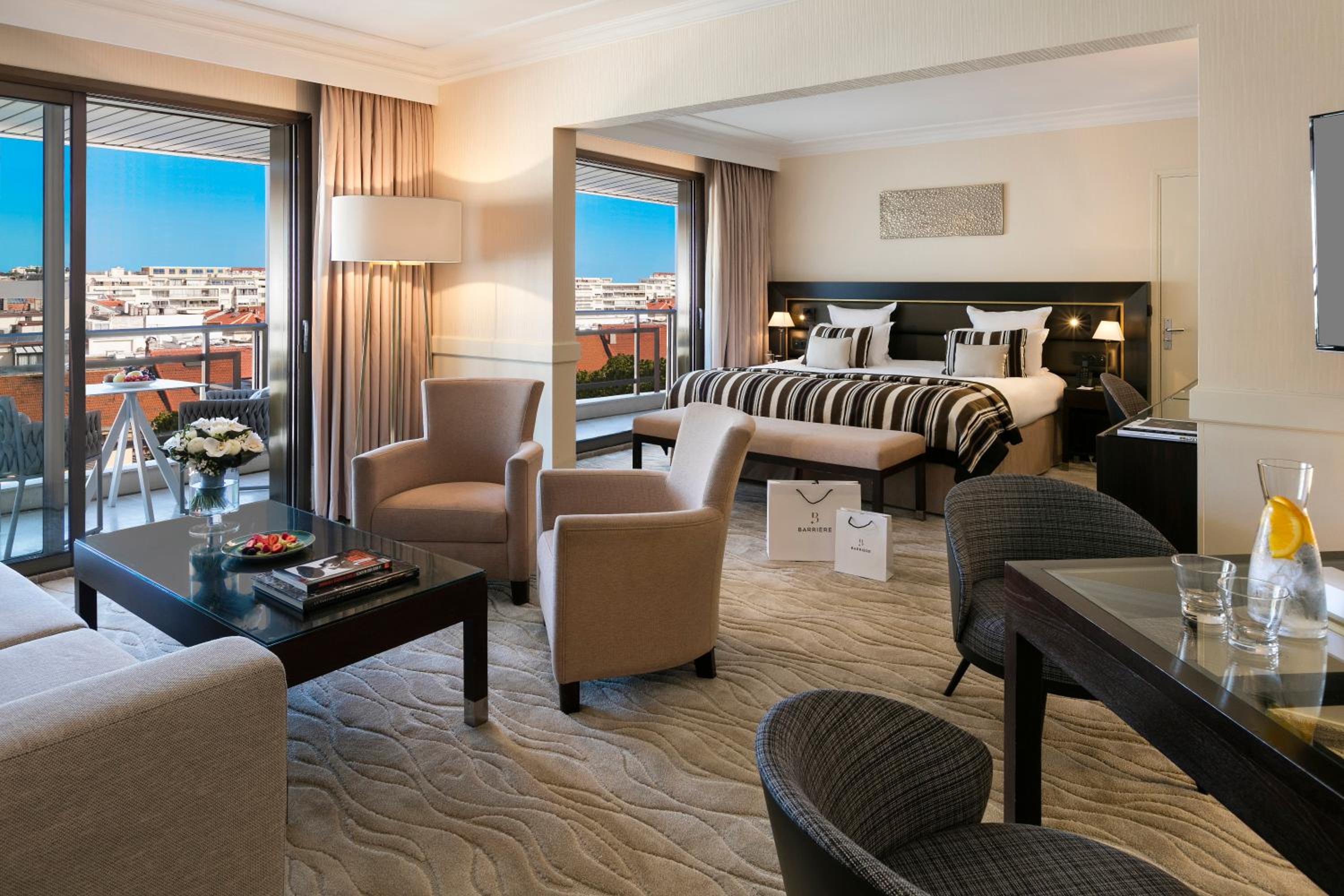 Deluxe Suite with Terrace