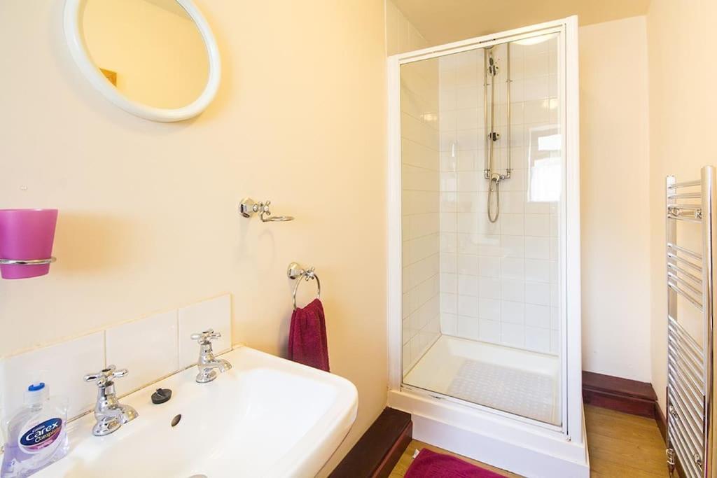 One-Bedroom House photo 2