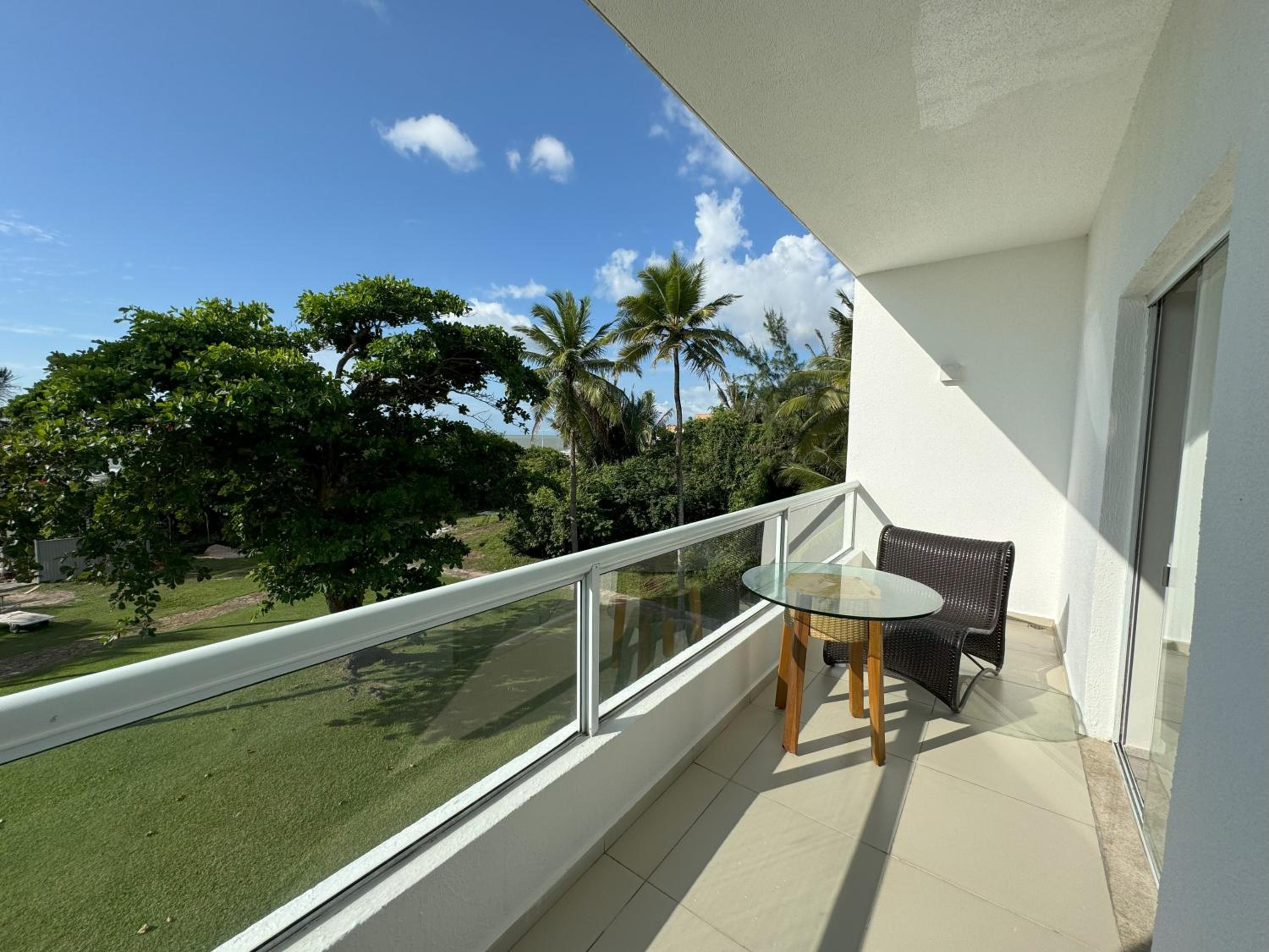 Executive Suite - Photo 2
