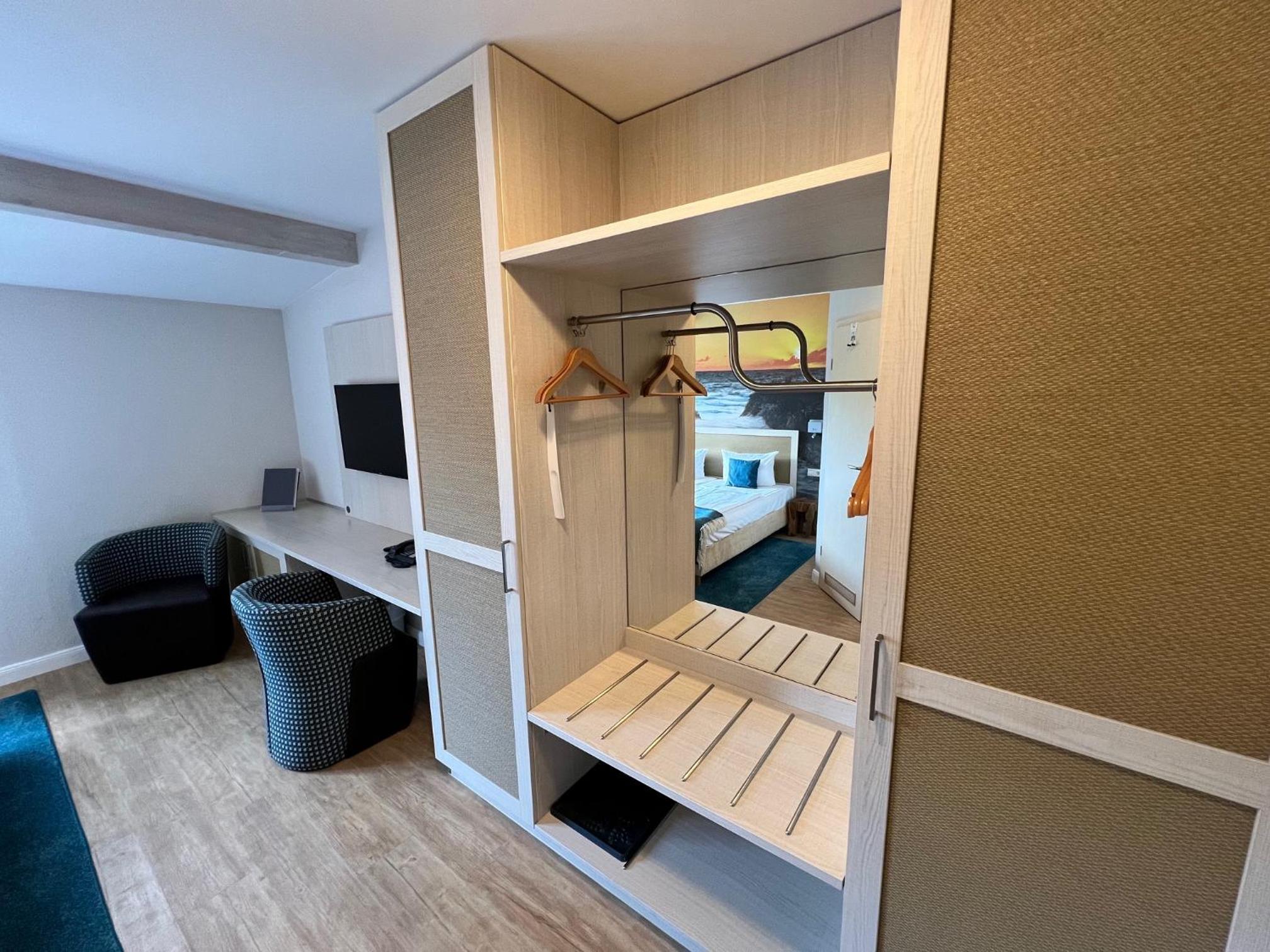 Double Room - Photo 11