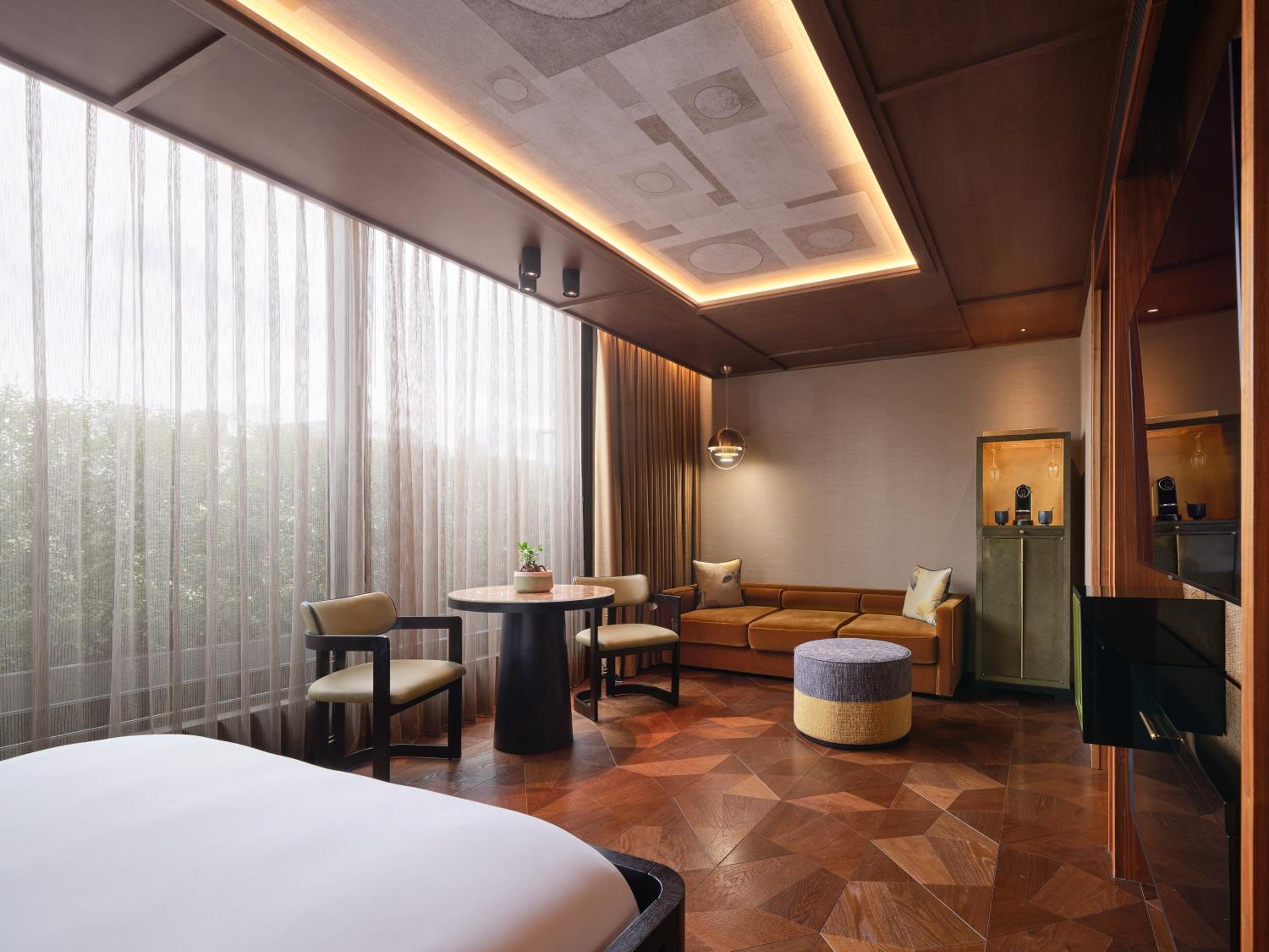 Aethos Skyline Room
