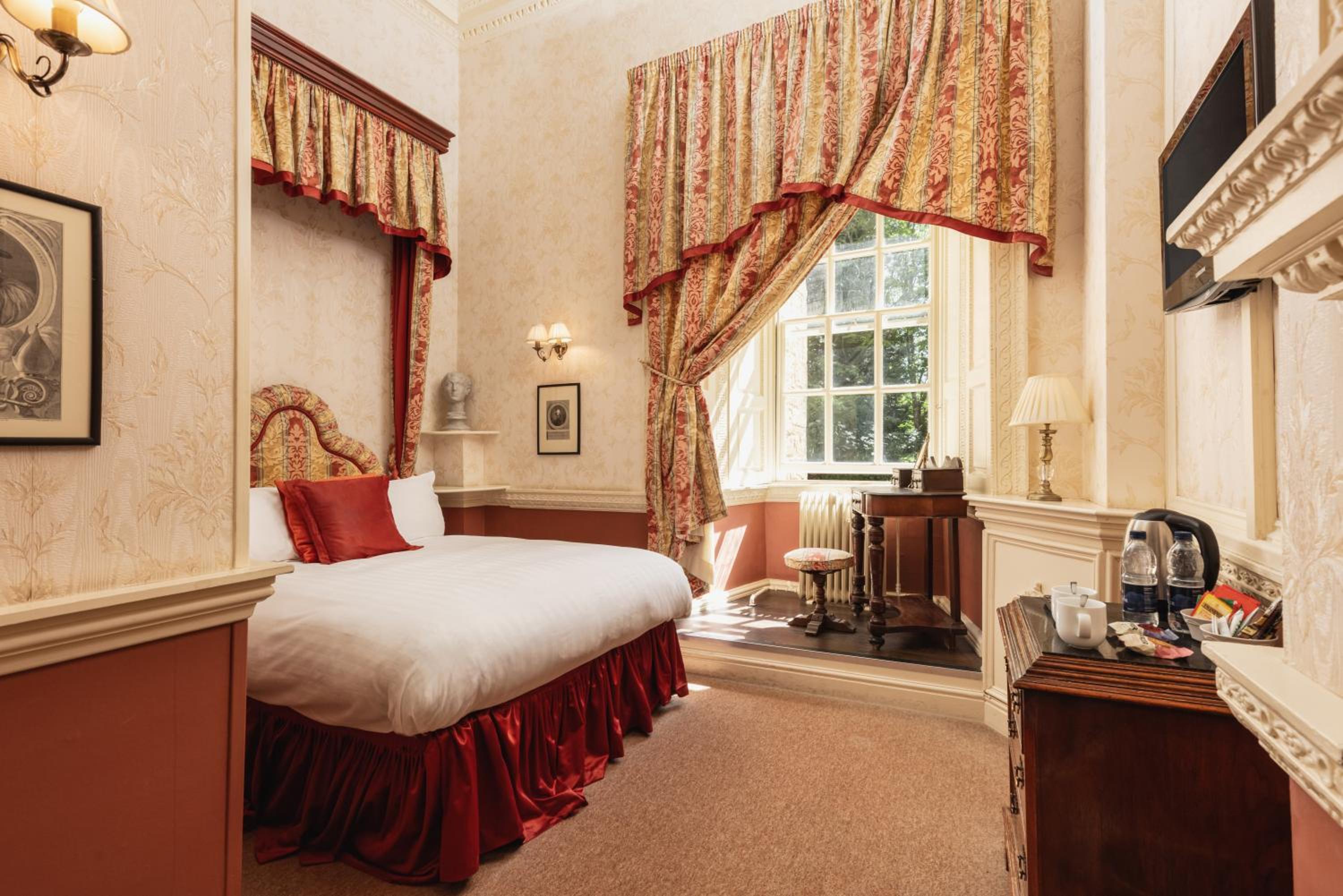 Castle Classic Room