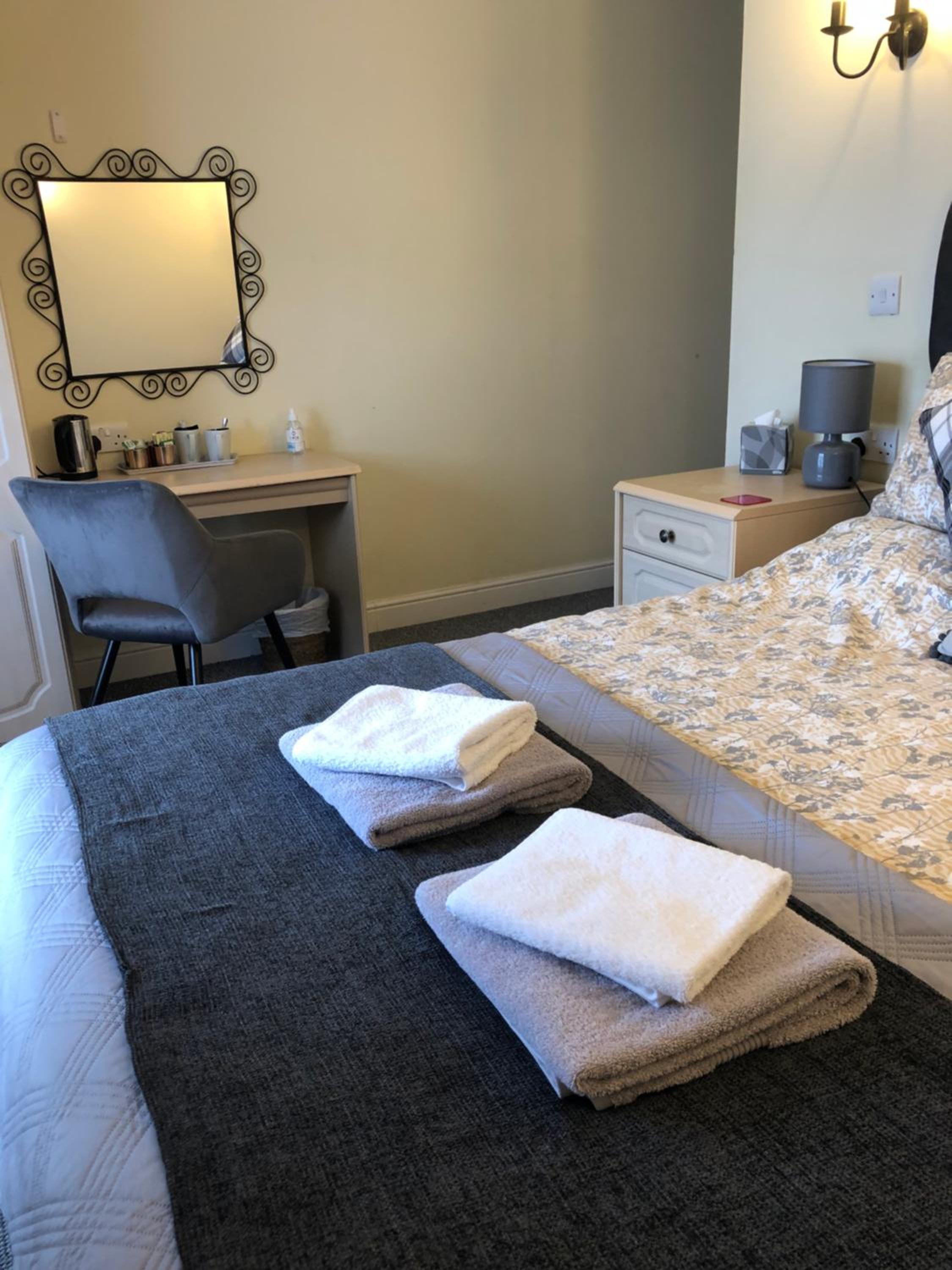 Double Room with Private Bathroom photo 1