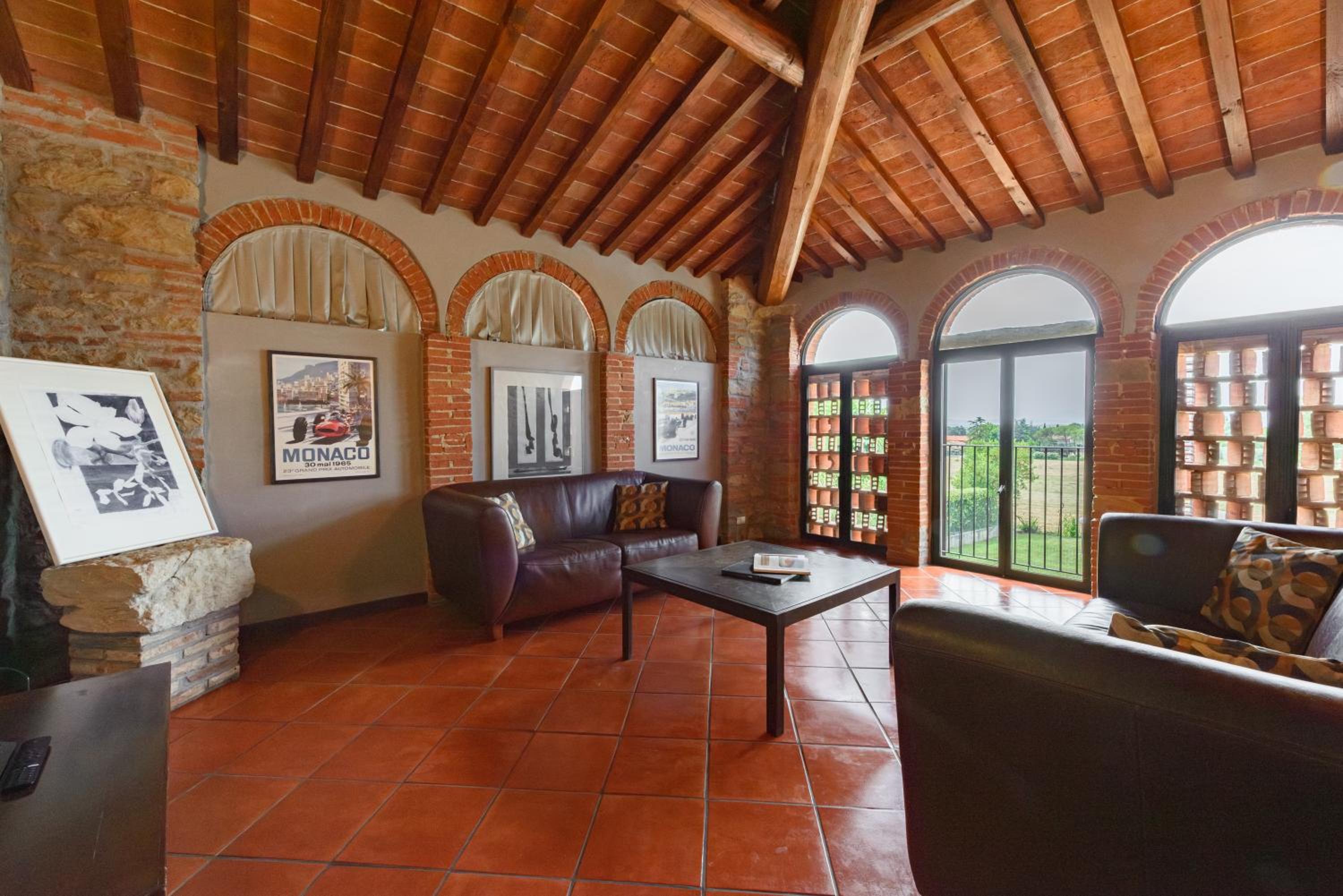 Three-Bedroom Villa photo 1