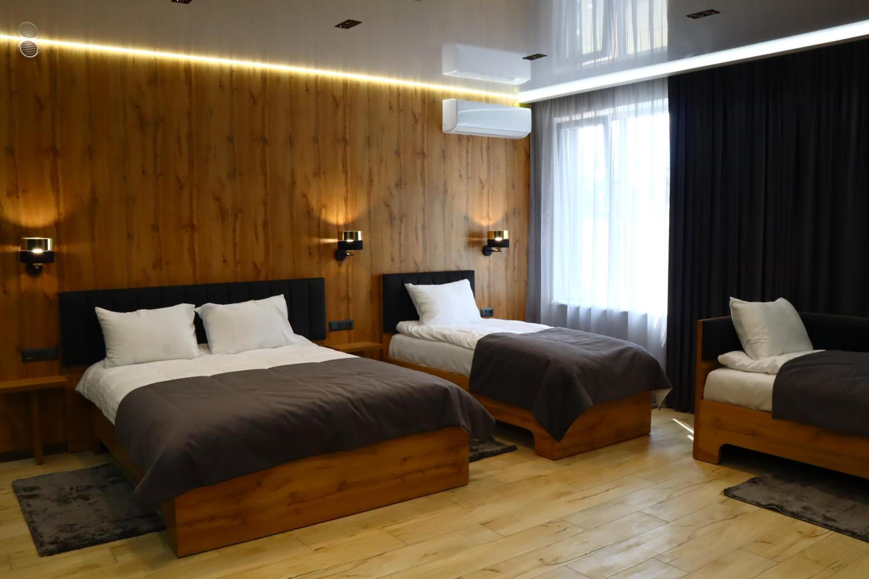 Classic Quadruple Room