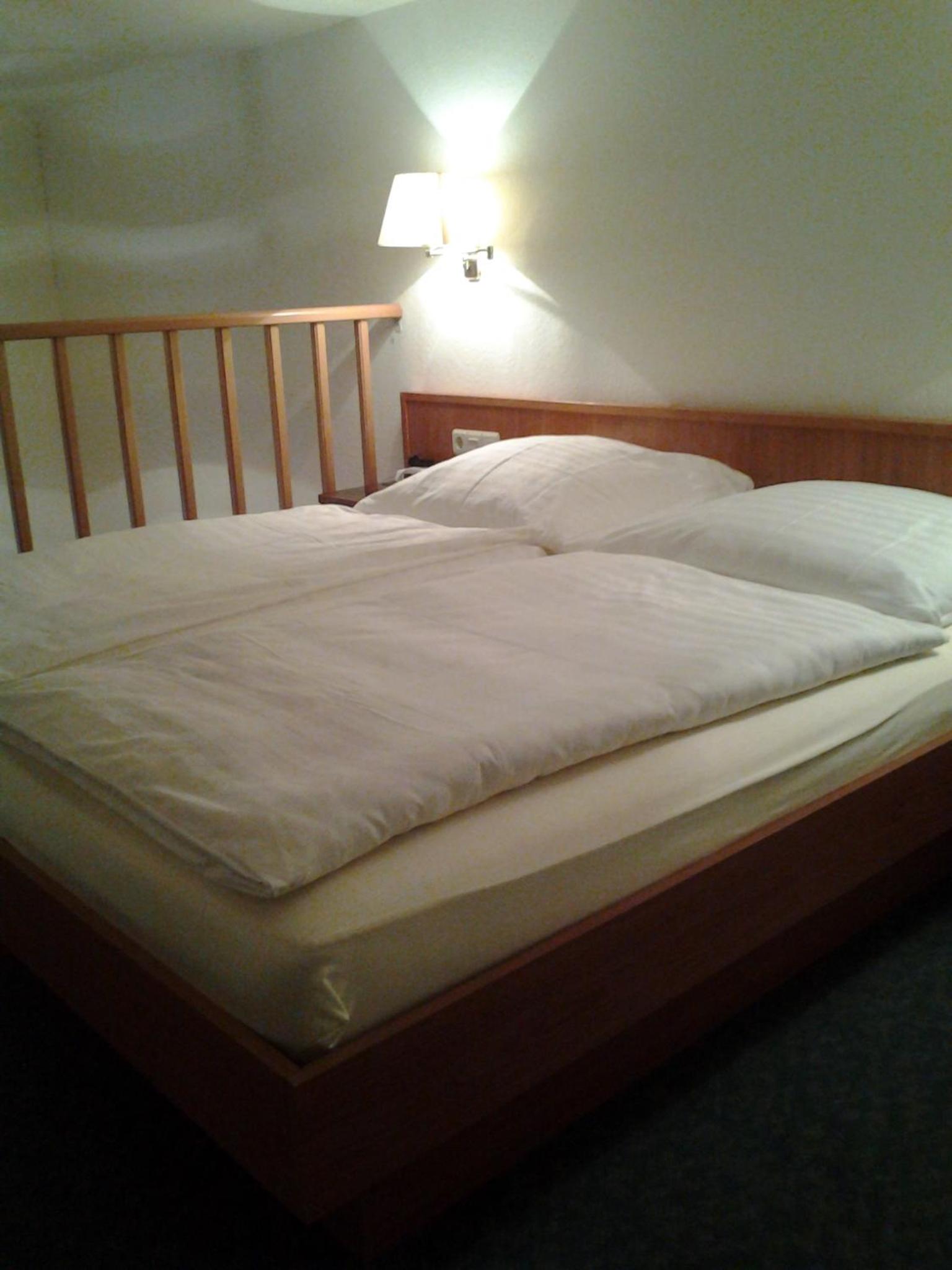 Double Room with Extra Bed - Photo 8