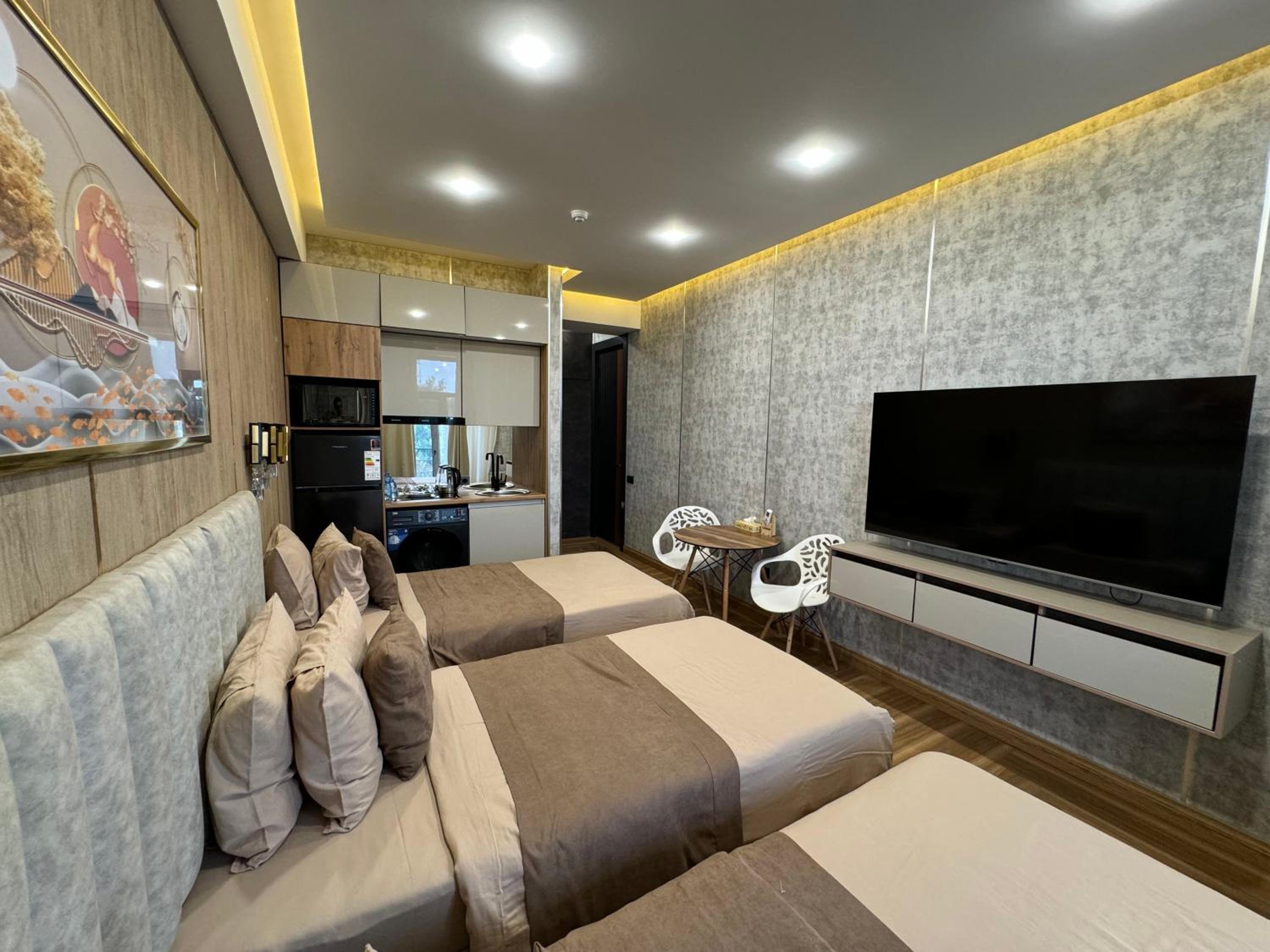 Standard Double or Twin Room - Photo 2