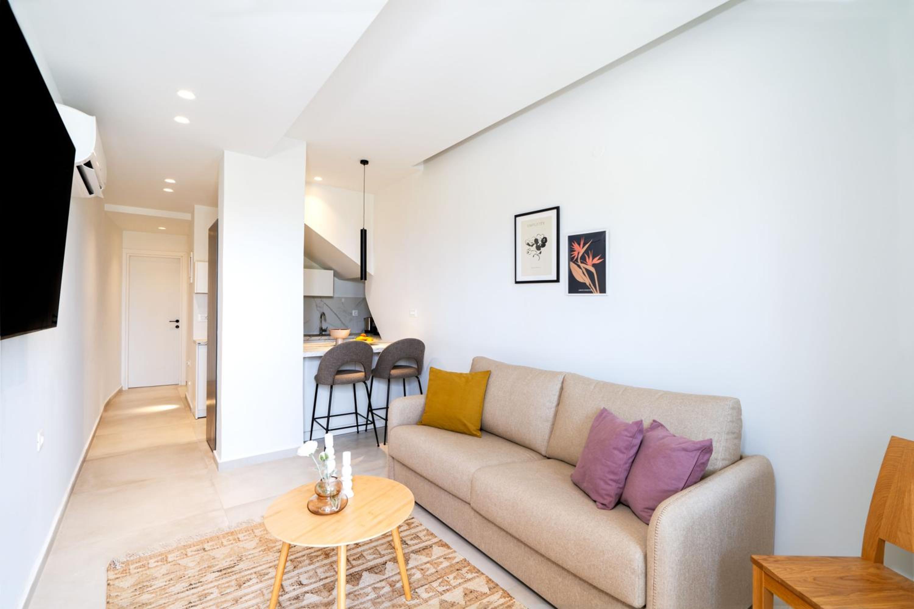 One-Bedroom Apartment with Balcony