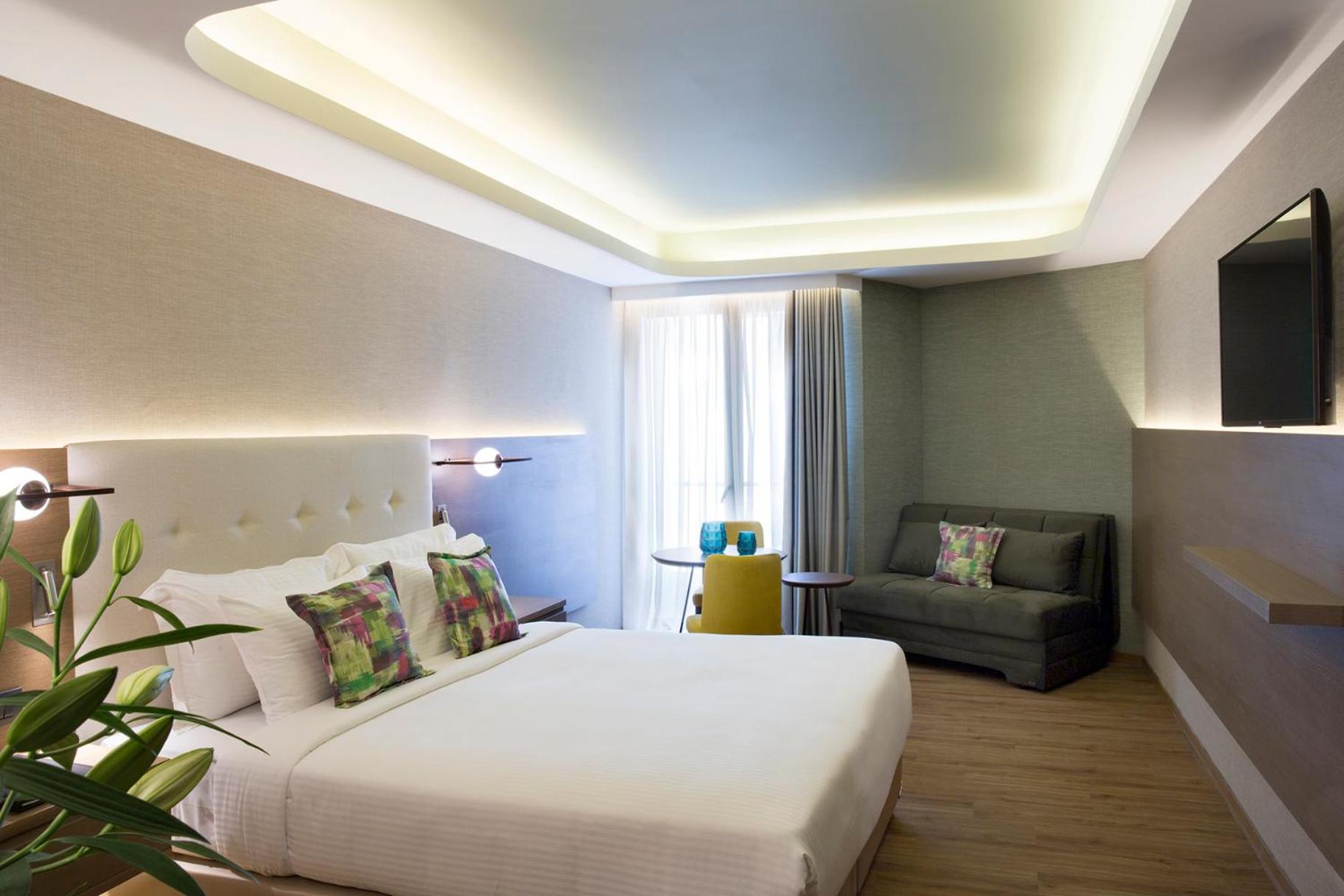 Junior Suite with Atrium View
