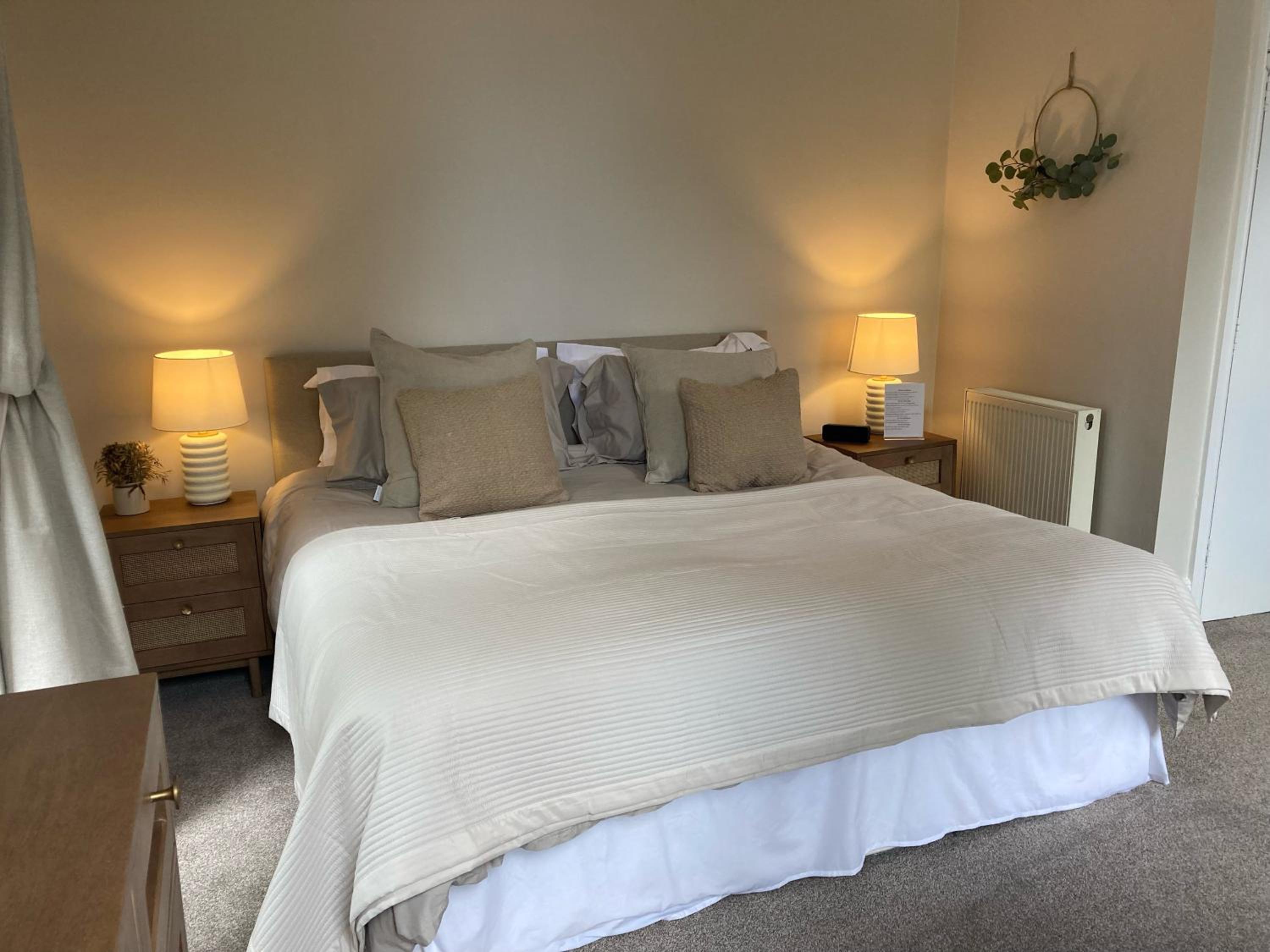 Deluxe Double Room with Extra Bed photo 2