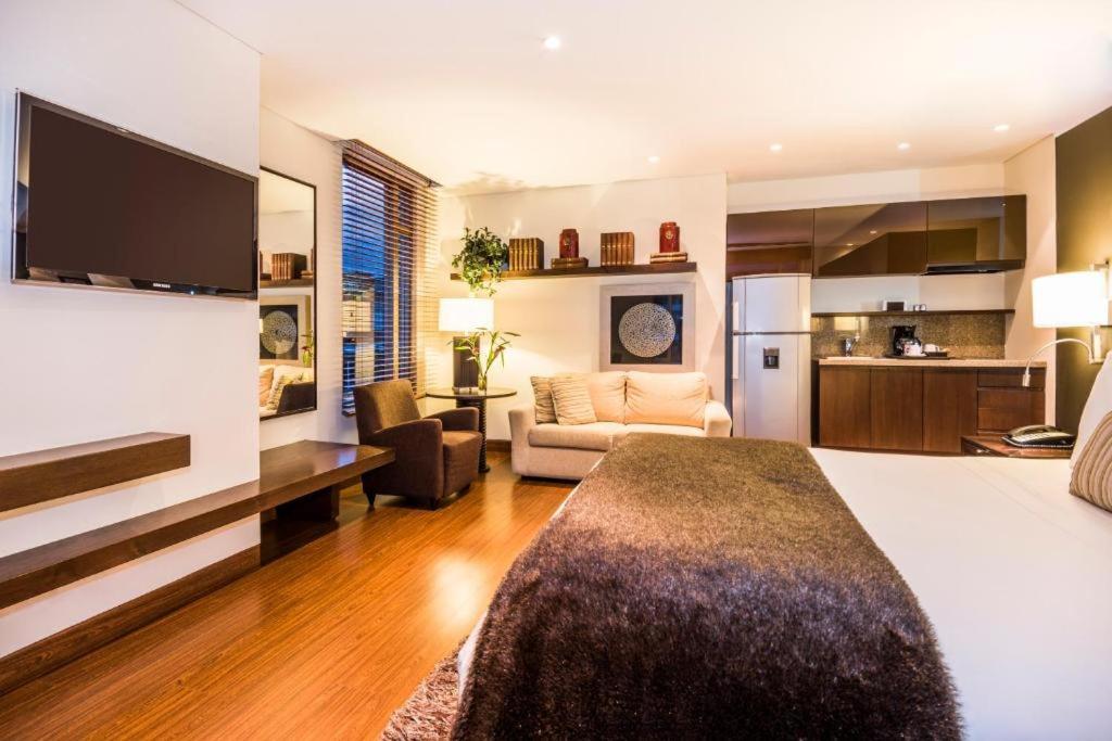 Double Room - Photo 5