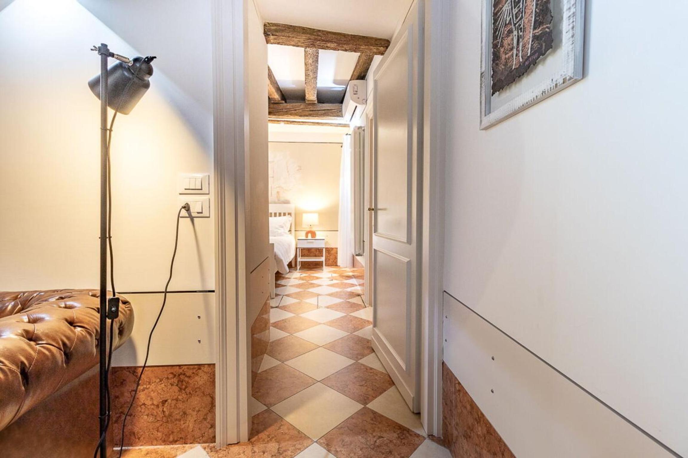 Apartment photo 3
