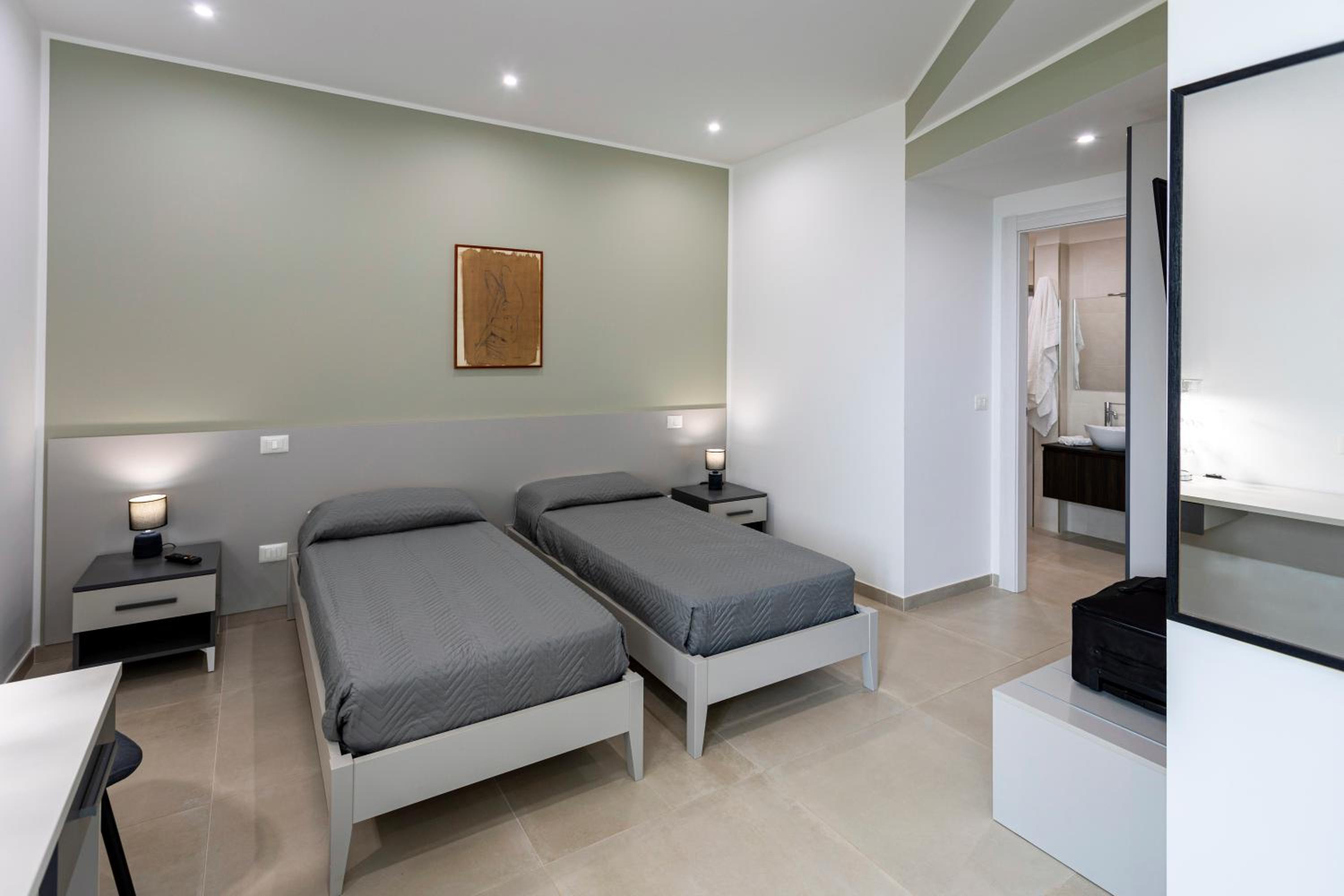 Double or Twin Room with Sea View