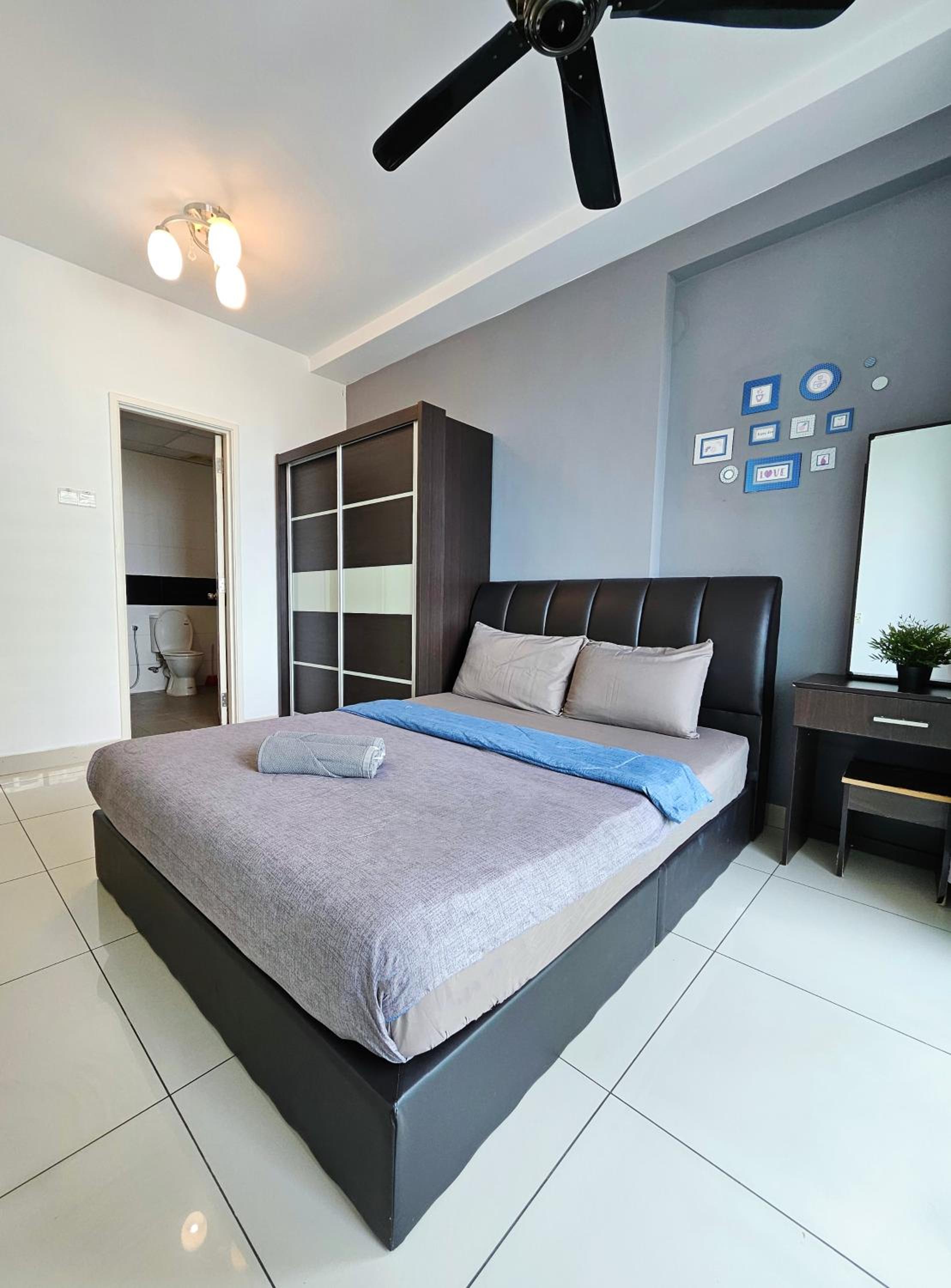 One-Bedroom Apartment - Photo 14