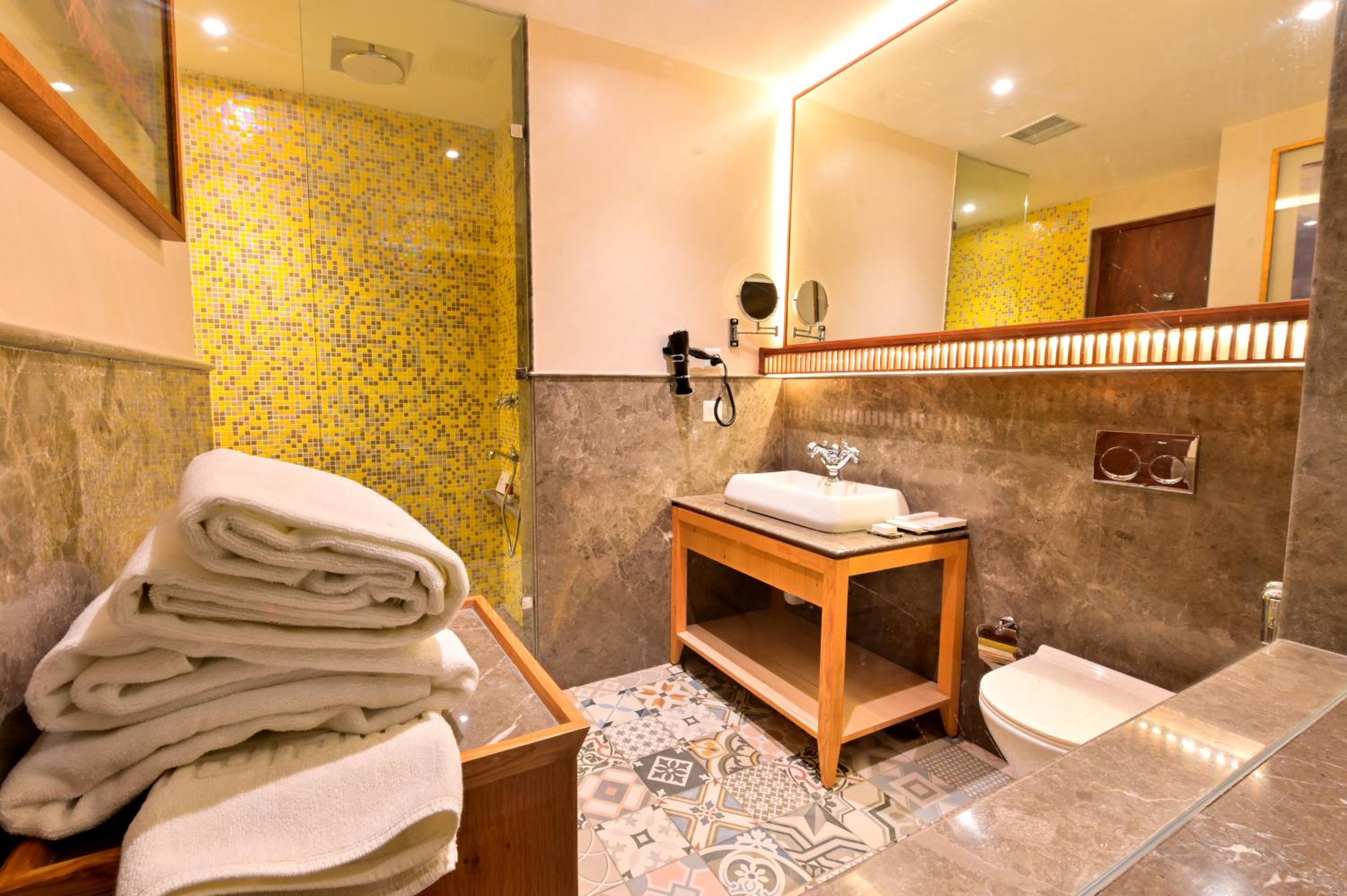 Deluxe Room - Photo 4