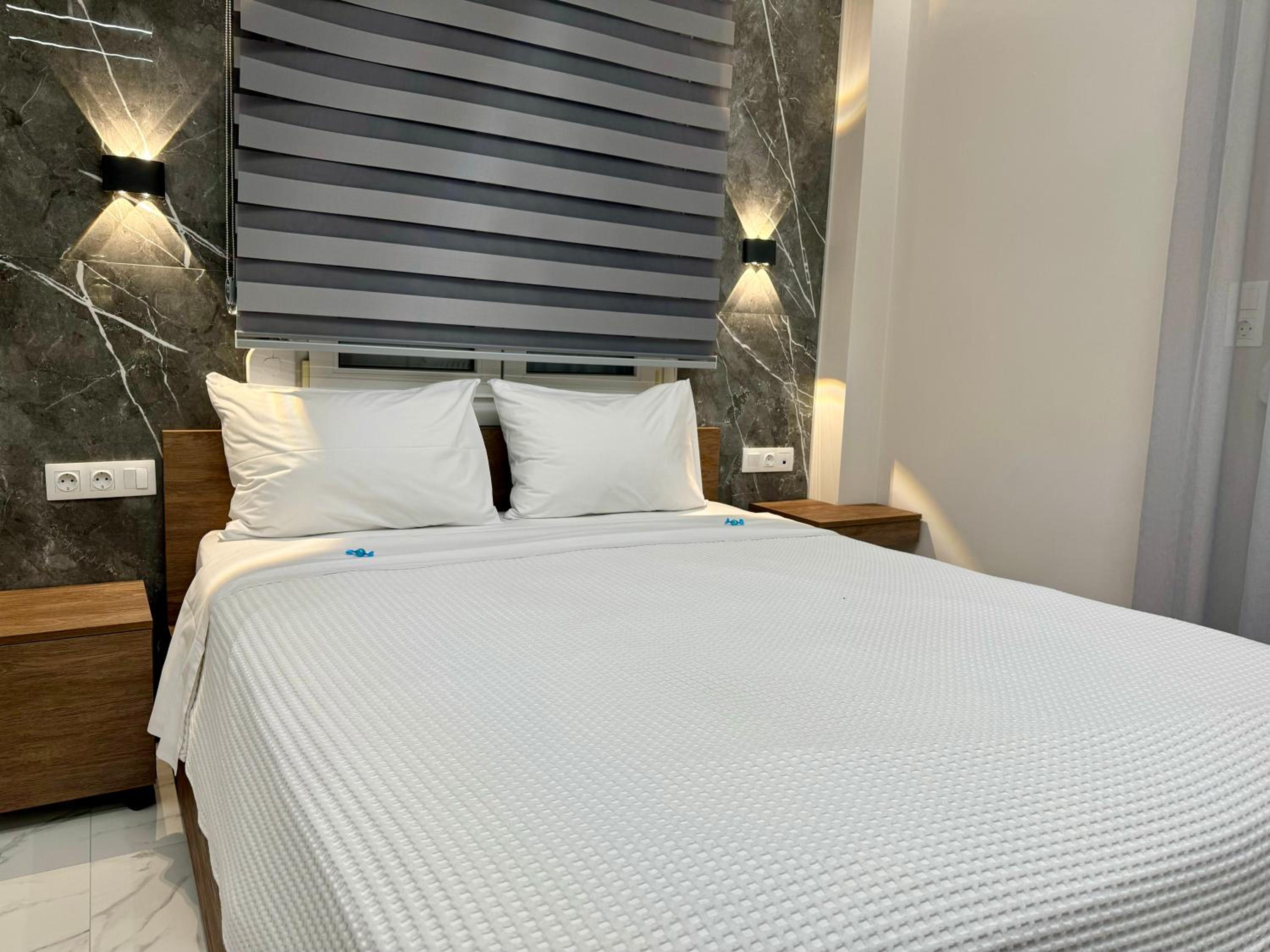 Superior Triple Room with Balcony photo 2