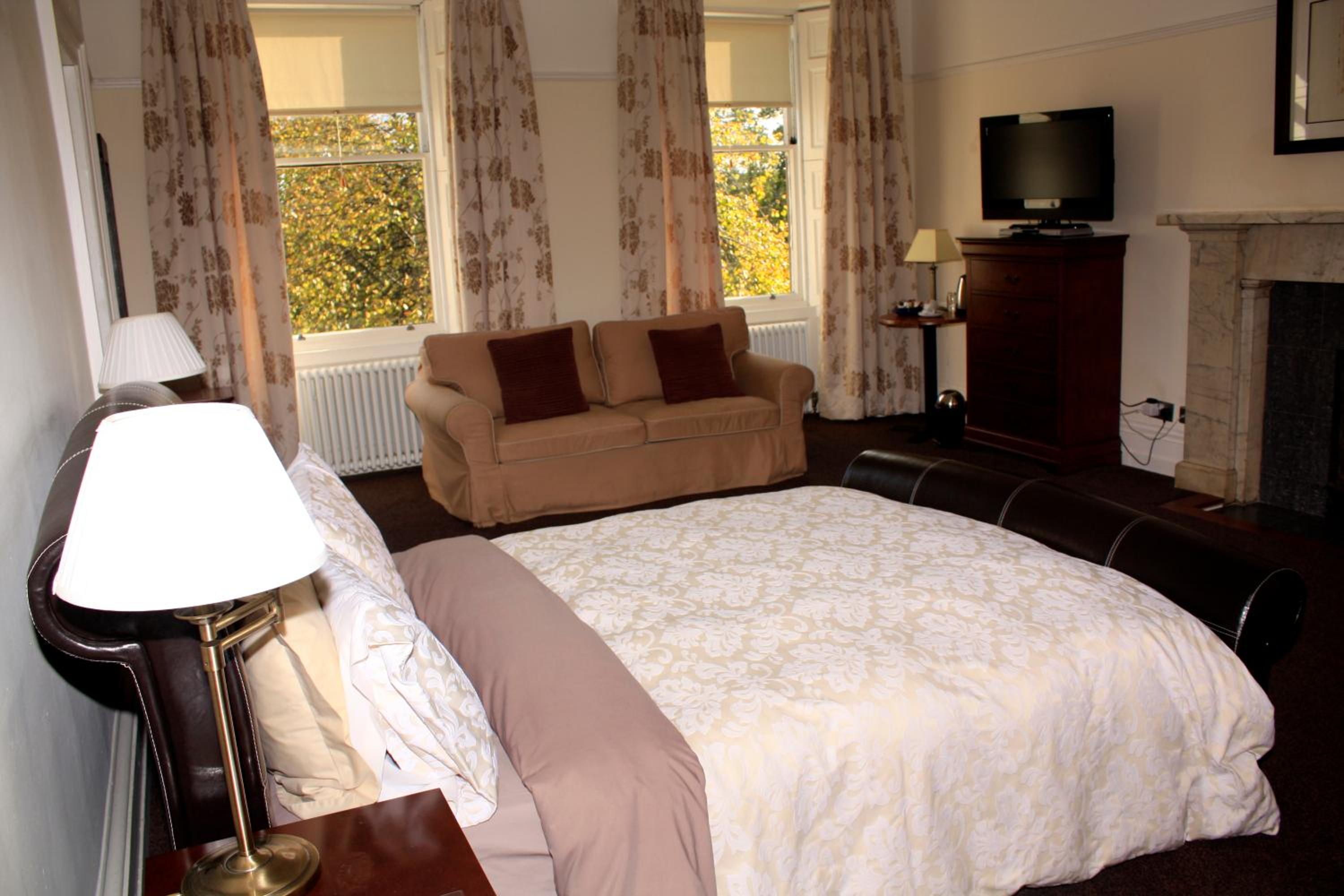 Twin Room - Photo 3