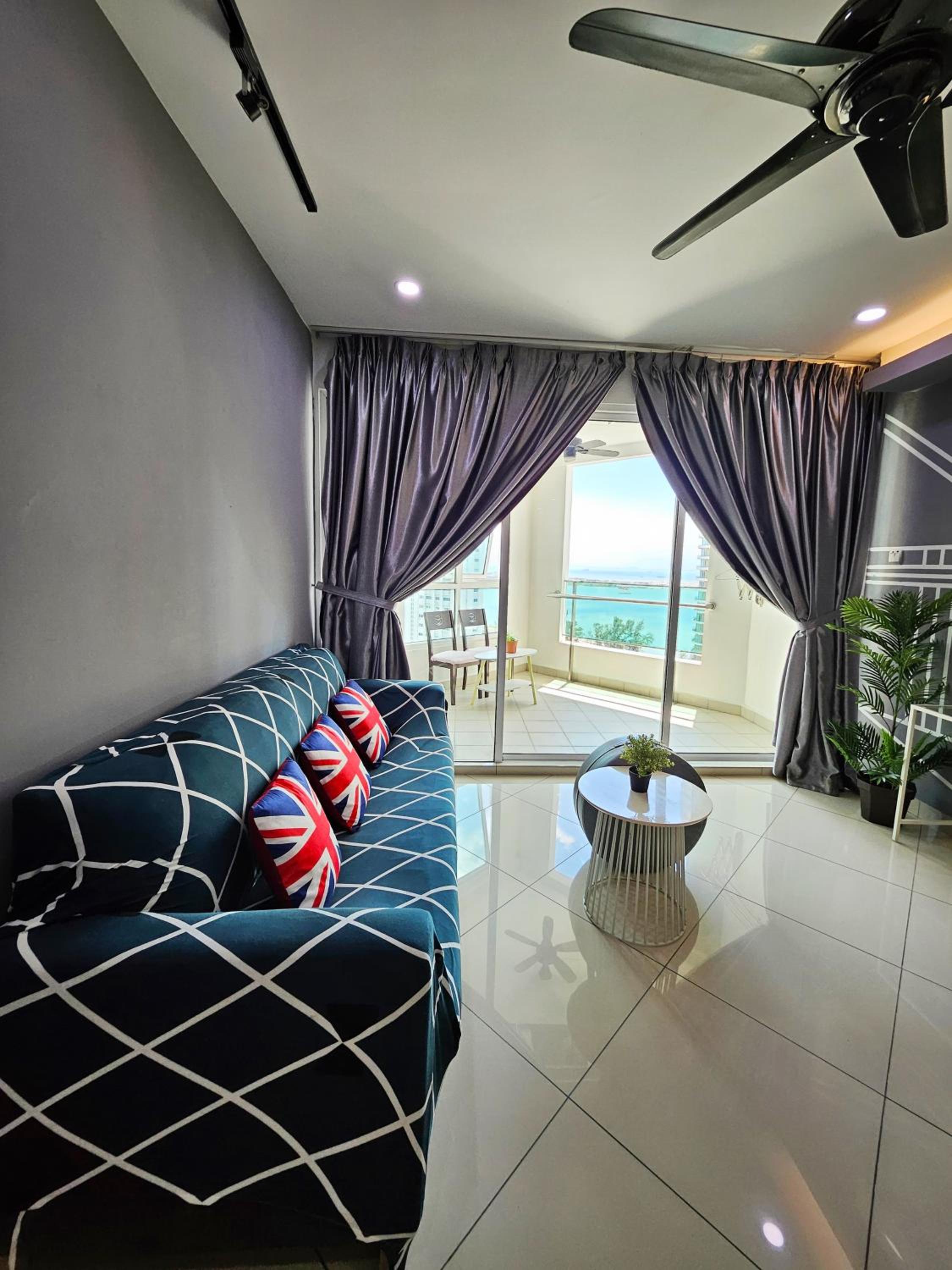 Two-Bedroom Apartment - Photo 9