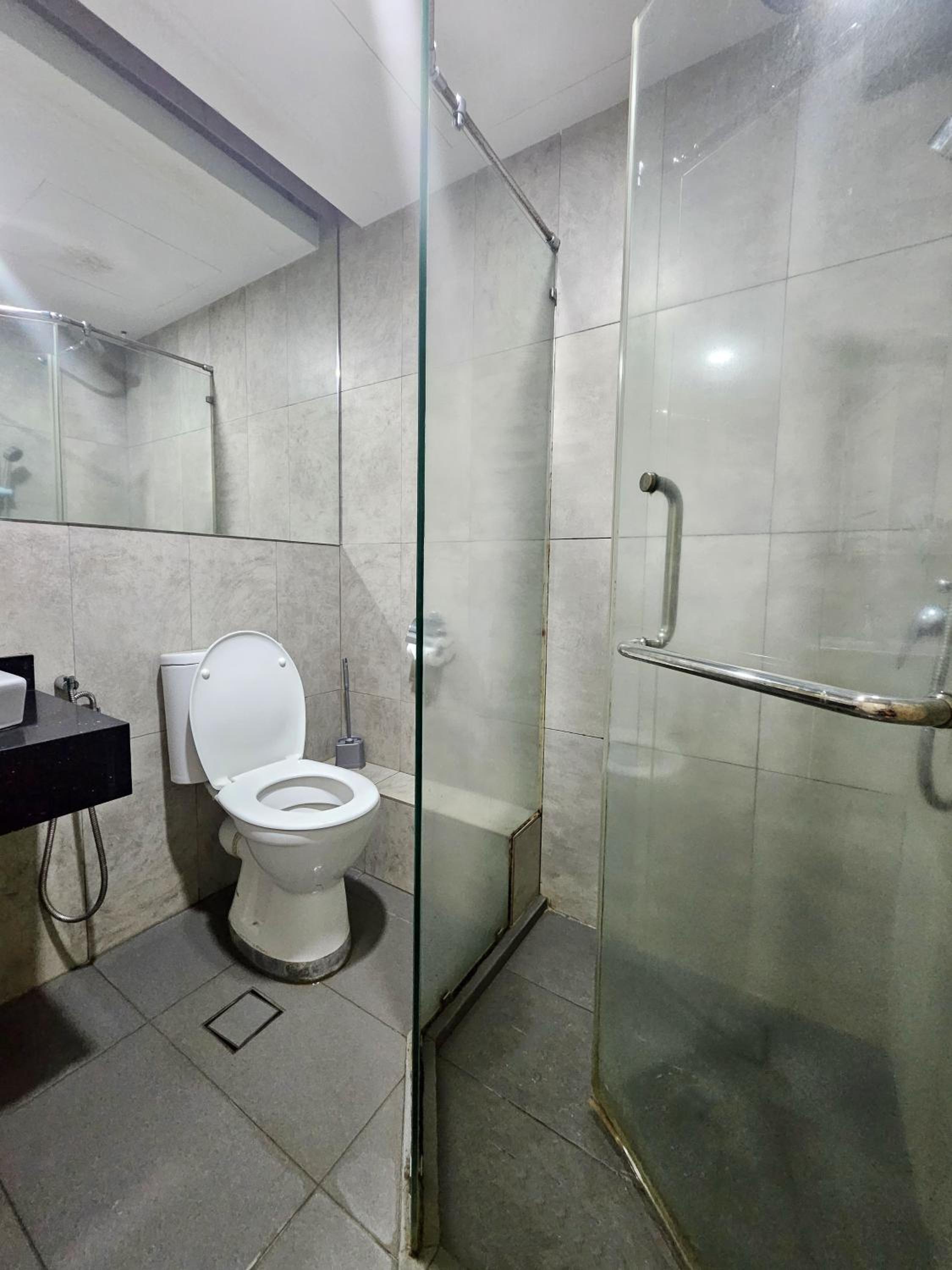 Two-Bedroom Apartment - Photo 36