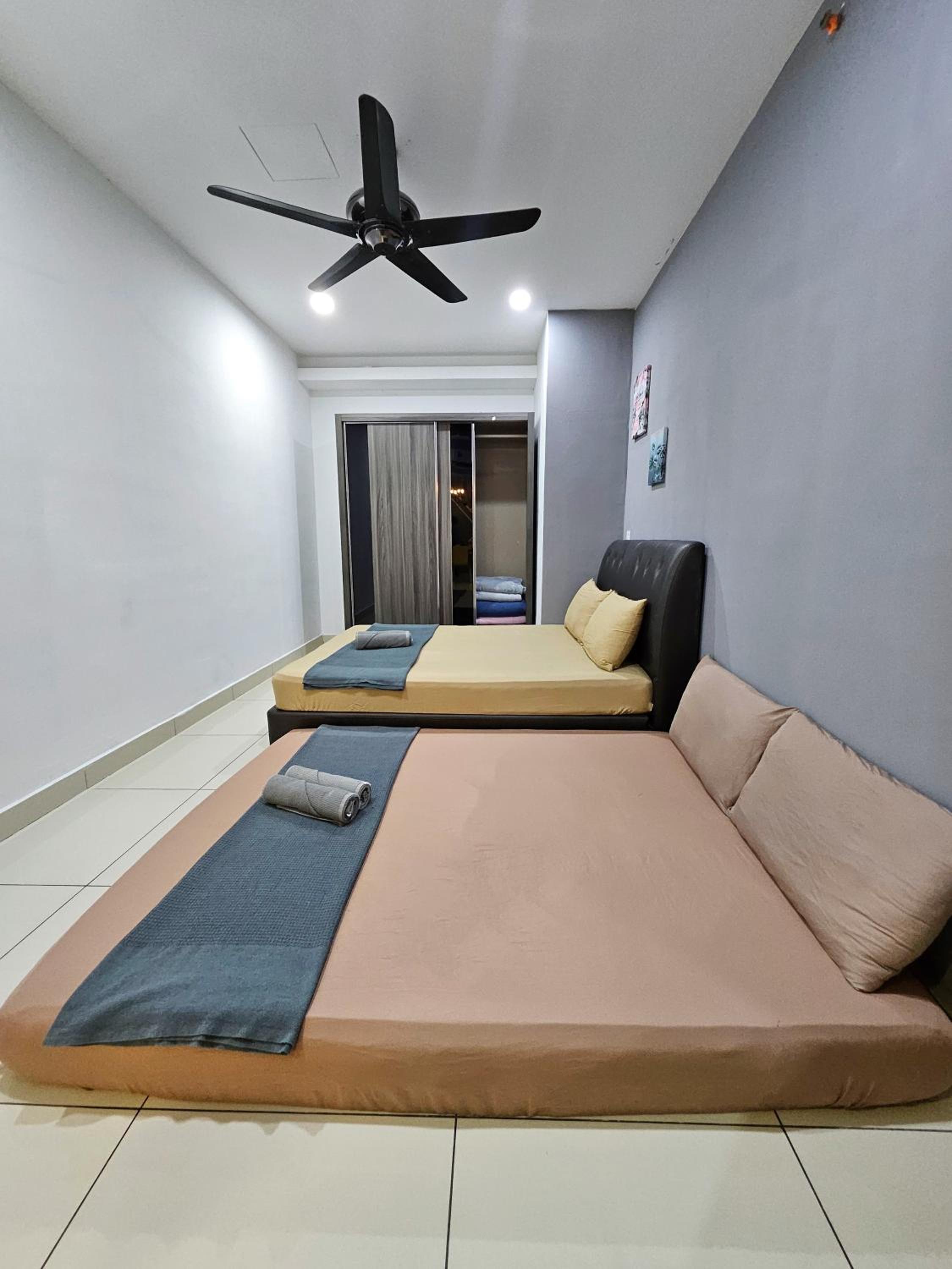 Two-Bedroom Apartment - Photo 30