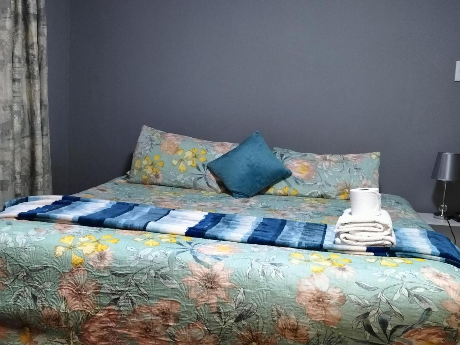 Standard King Room photo 1