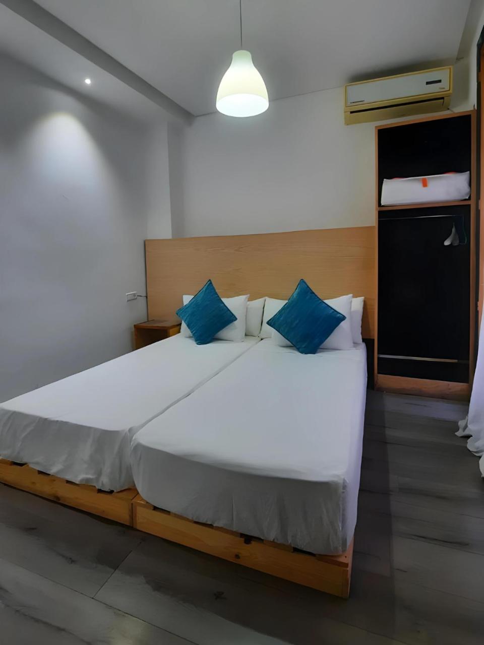 Quadruple Room With Mountain View