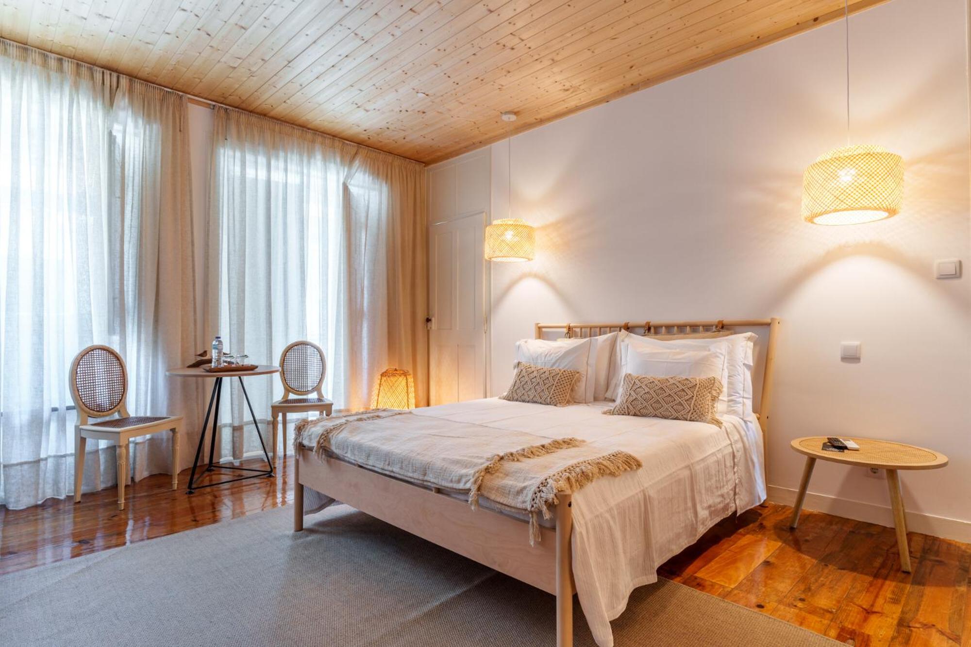 Standard King Room photo 2