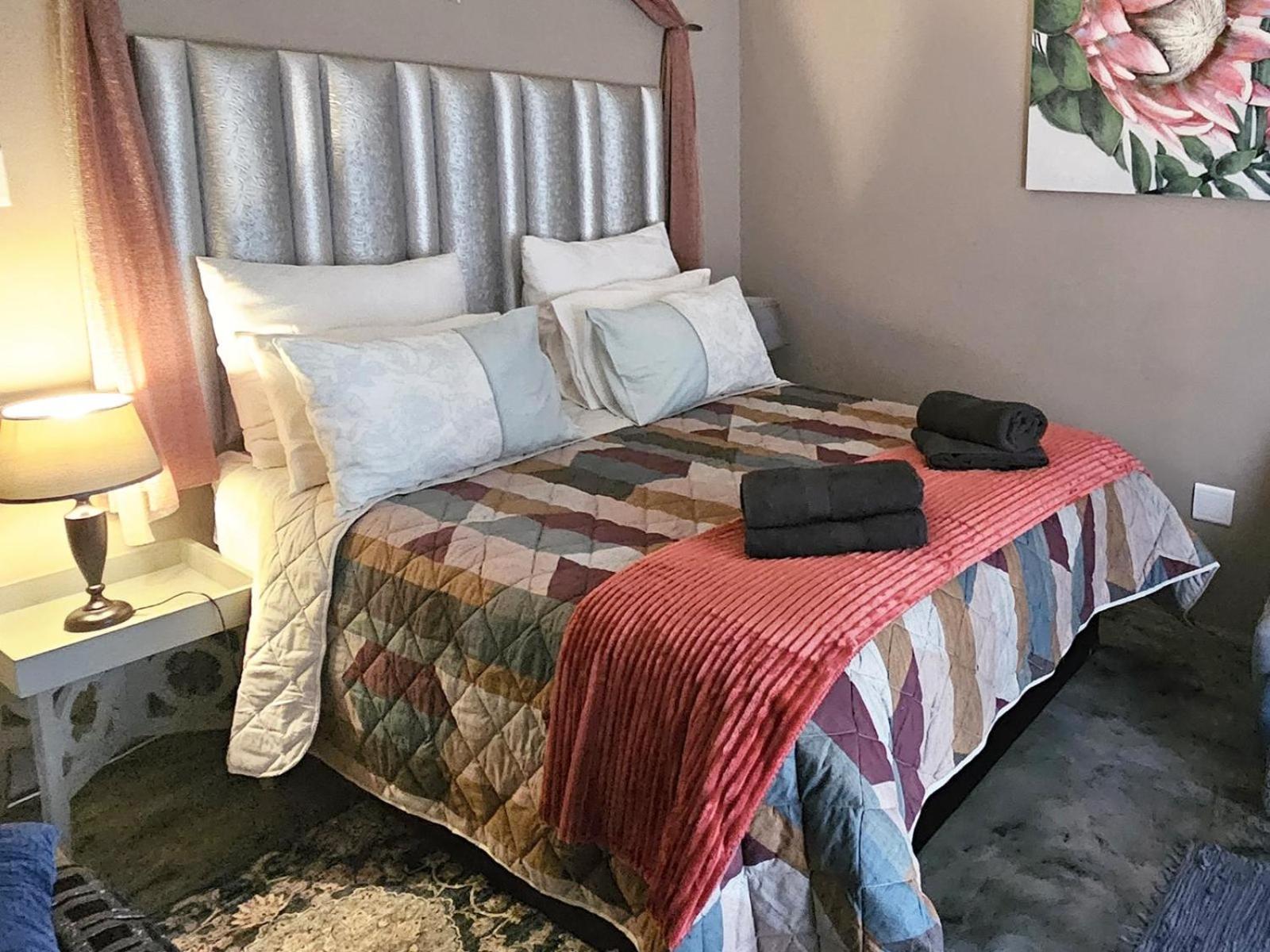 Standard Double Room - Photo 11